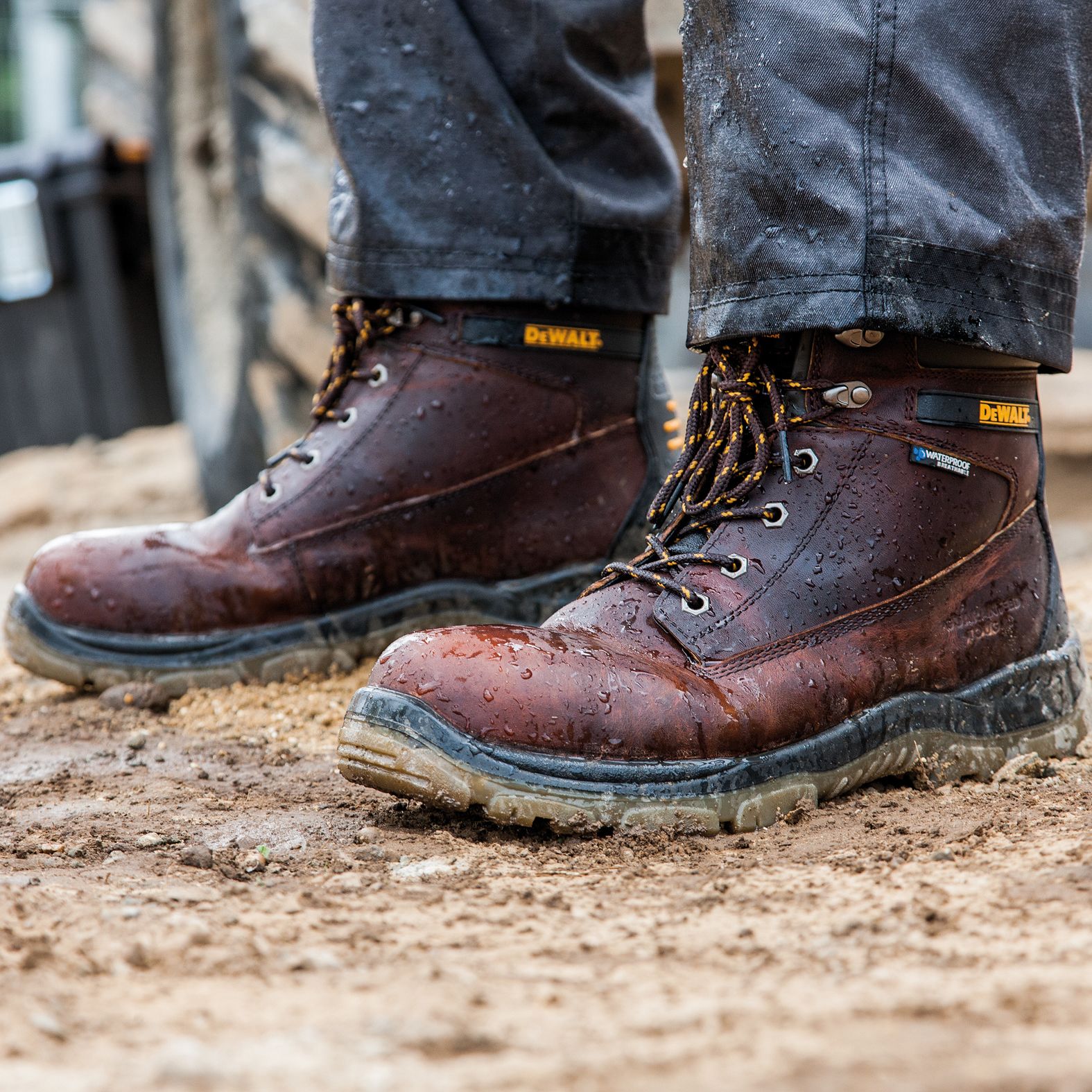 dewalt leather boots