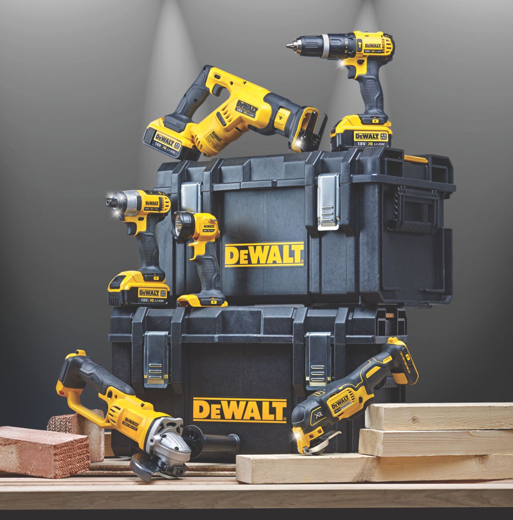 Power kit 6 herramientas Dewalt a batería DCK645P3T