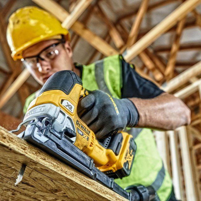 DeWalt 18V Xr Brushless Top Handle Jigsaw with 2 x 5.0AH Batteries DCS334P2-GB - 18