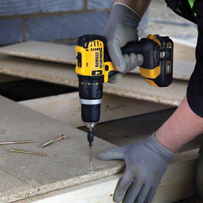 DeWalt XR 18V Li-ion Brushed Cordless Combi drill (2 x 1.5Ah) - DCD785C2SF-GB