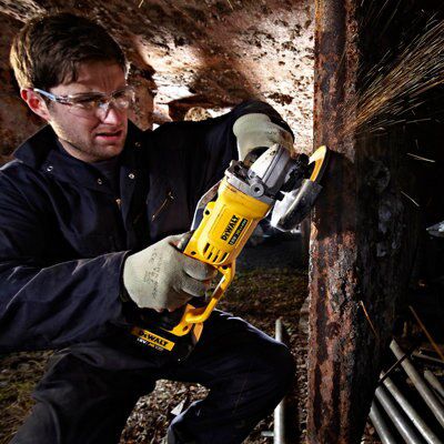 DeWalt XR Li-ion Cordless Combi drill & angle grinder (2 x 4Ah) - DCK286M2-GB - 9