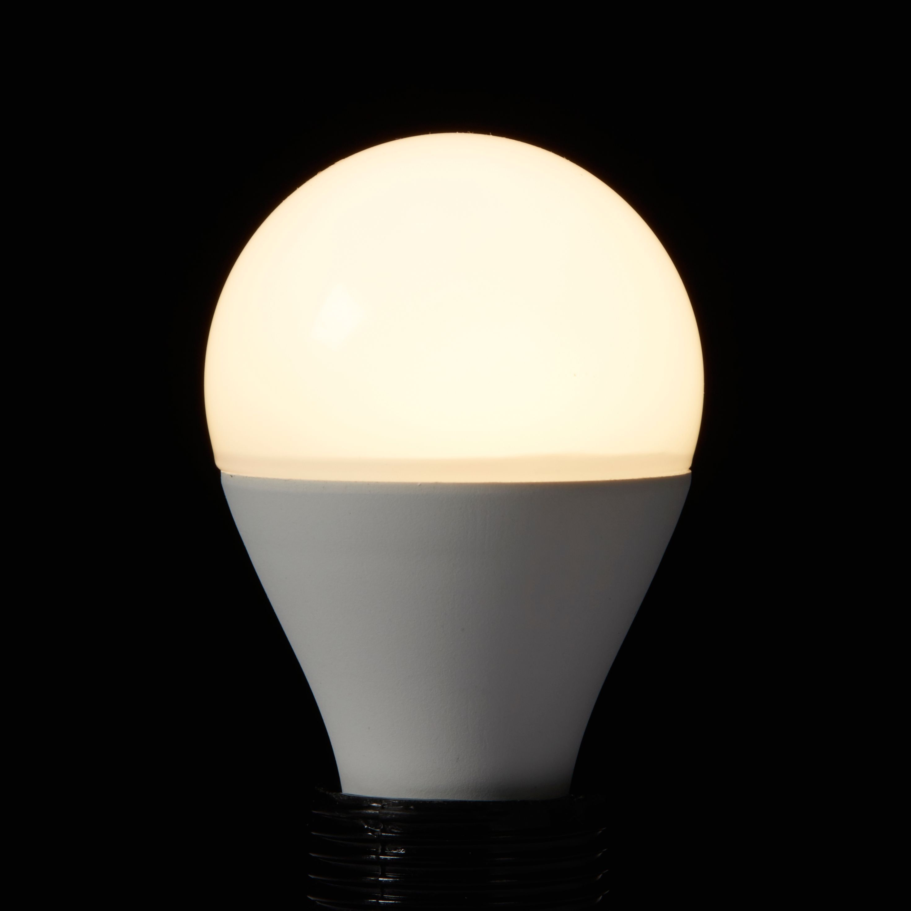 Diall 806lm Classic Warm white LED Light bulb, Pack of 3