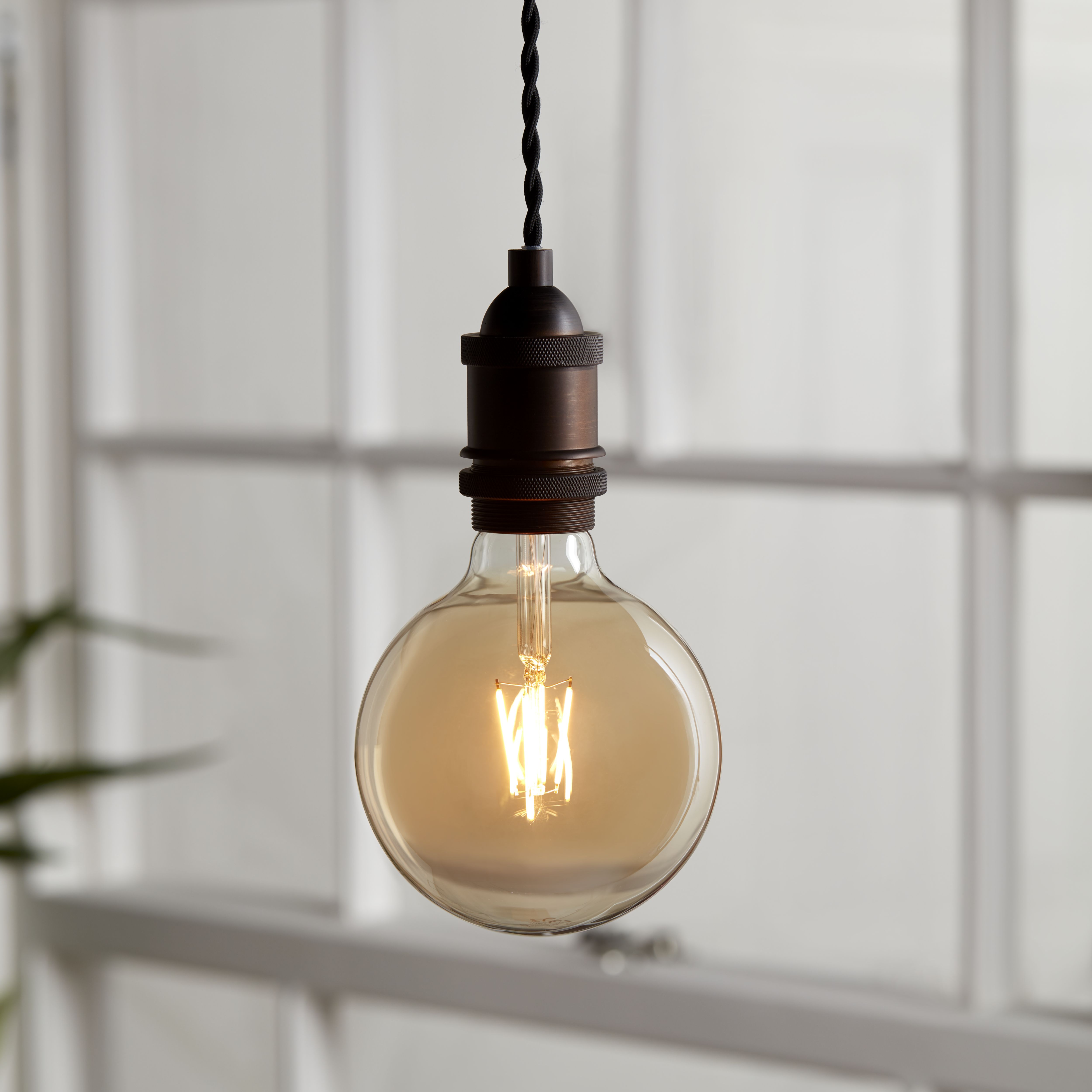 B&q globe online light