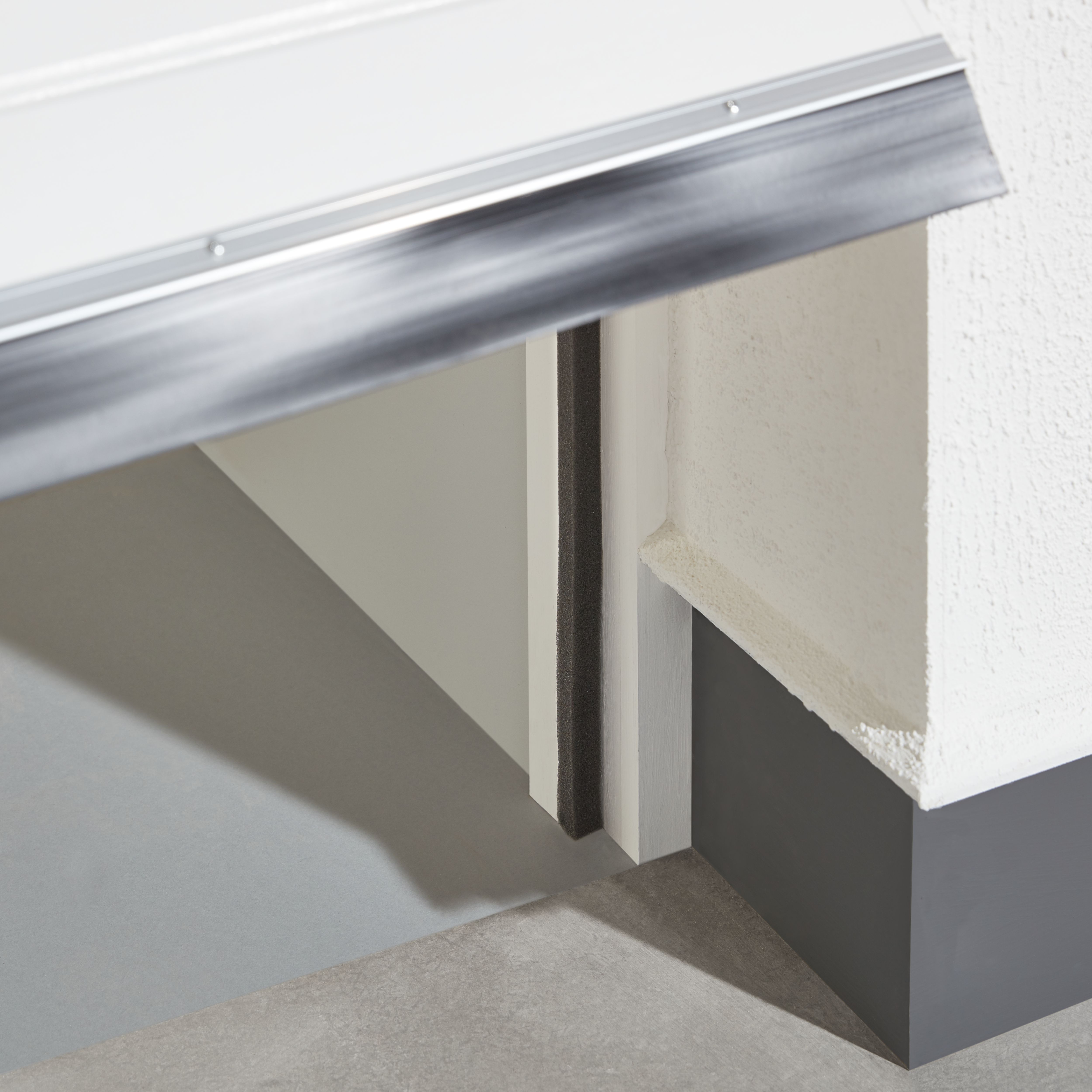 Diall Grey Self Adhesive Garage Draught Seal L 6 5m W 20mm Diy At B Q