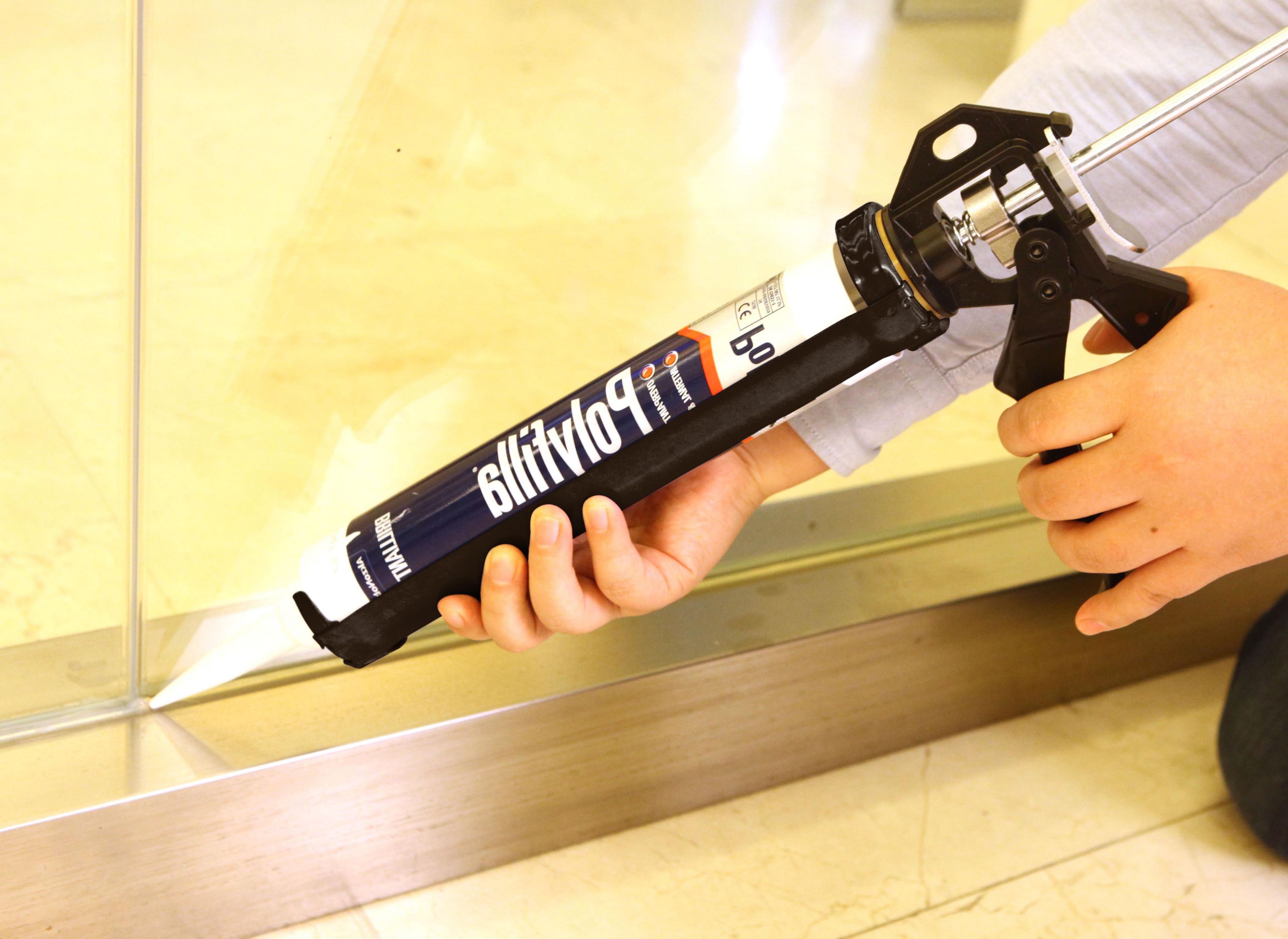 Diall Heavy duty Aluminium & plastic Black Sealant gun