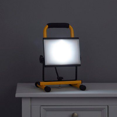 Diall Mains-powered LED Work light 20W 220-240V 1700lm
