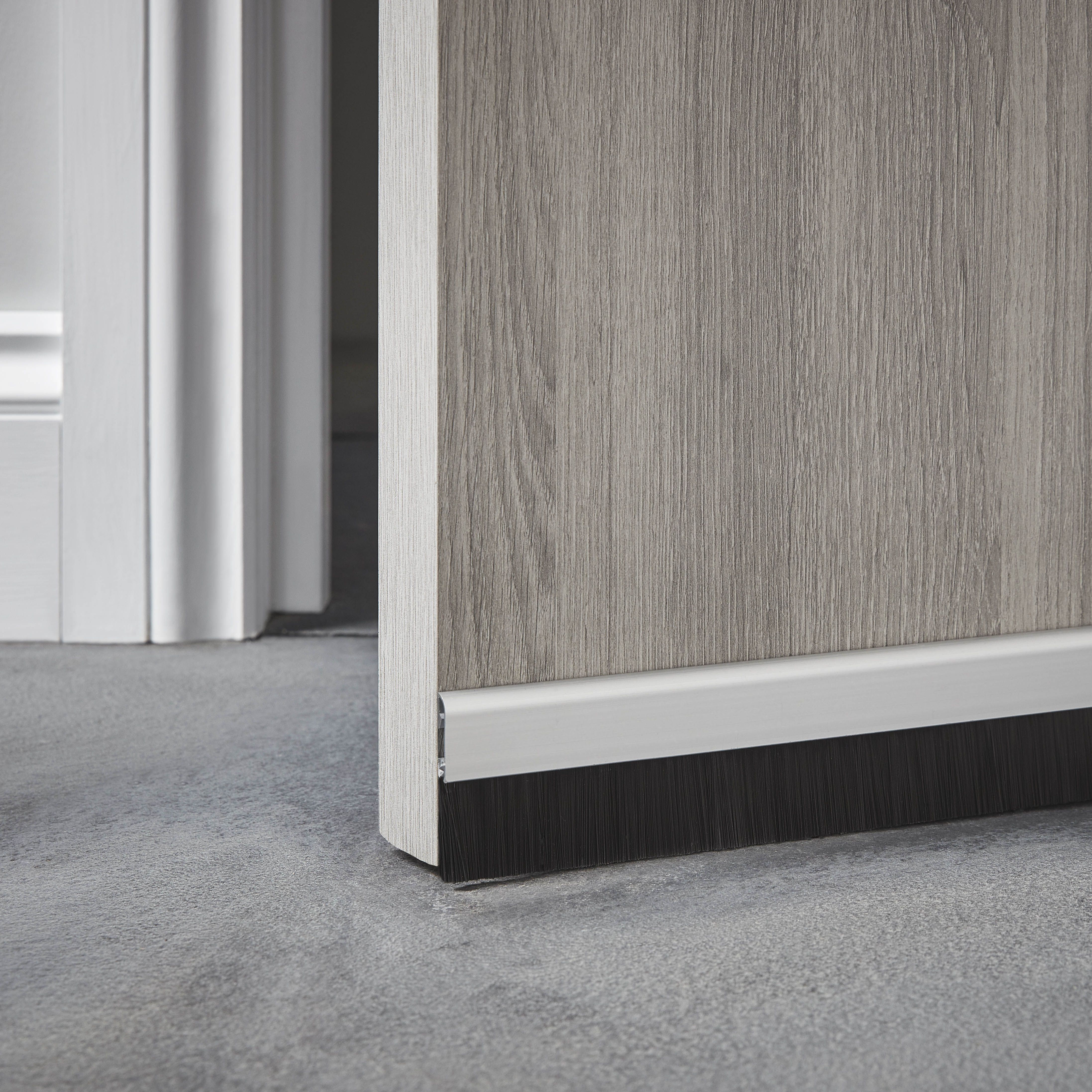 Diall White Silver effect Aluminium Self-adhesive Draught excluder, (L)1m