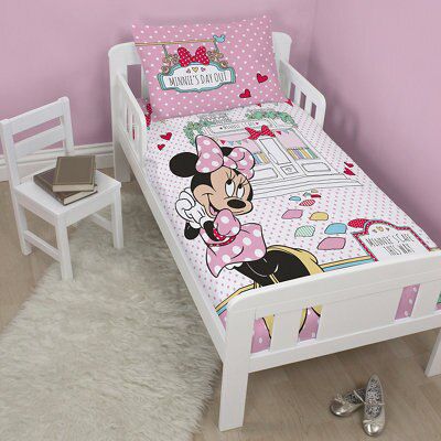 Minnie mouse sheet outlet set