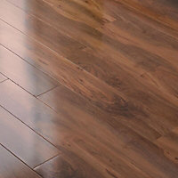 Dolce Natural High gloss Walnut effect Laminate Flooring Sample