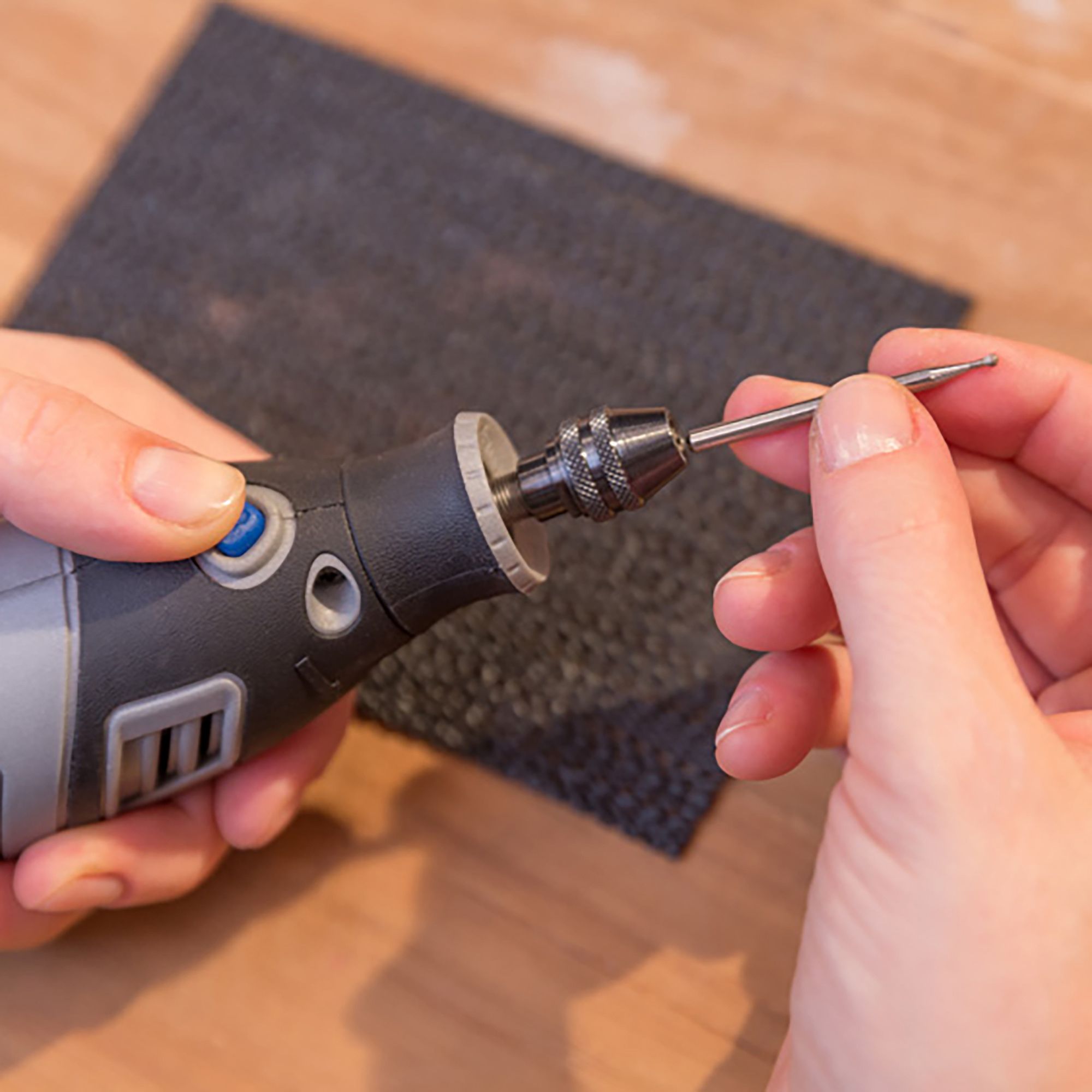 Dremel deals tool chuck