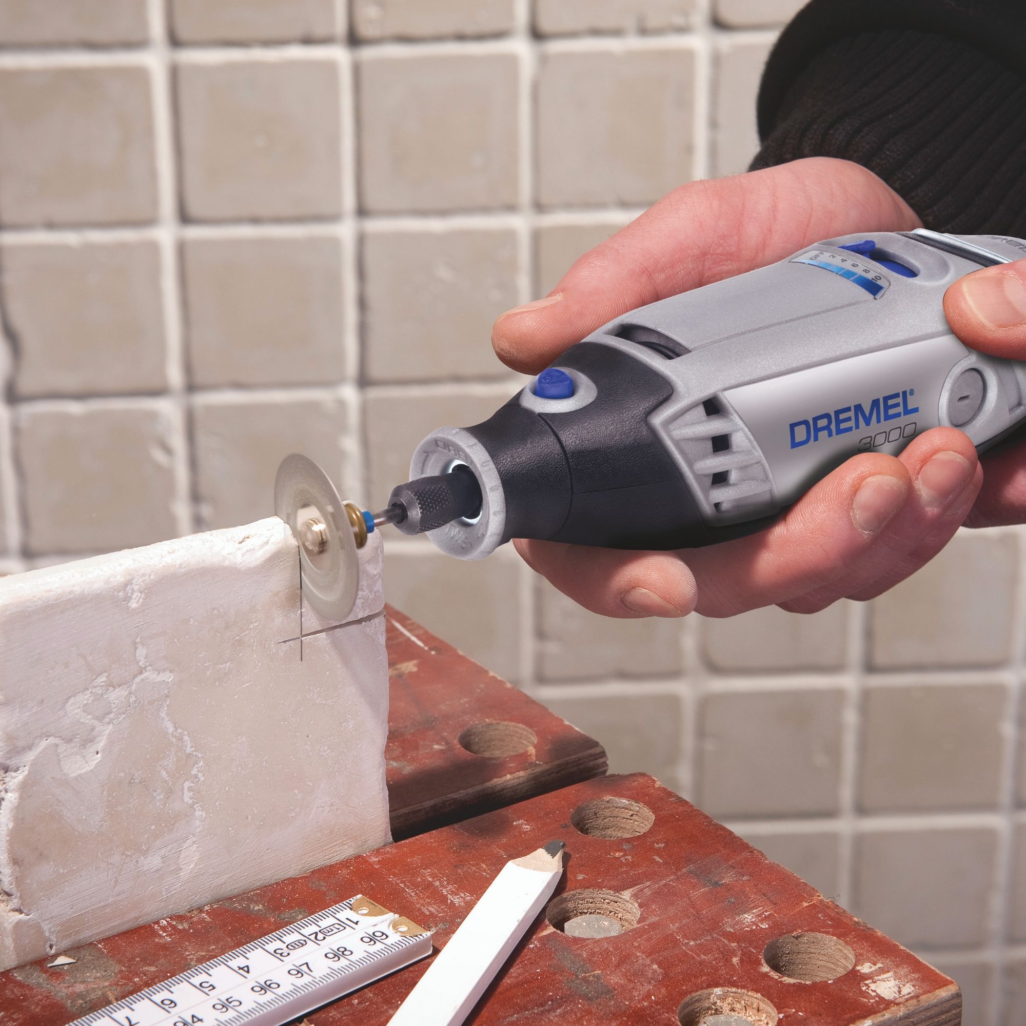 Dremel 230V 130W Corded Multi tool 3000-1/25