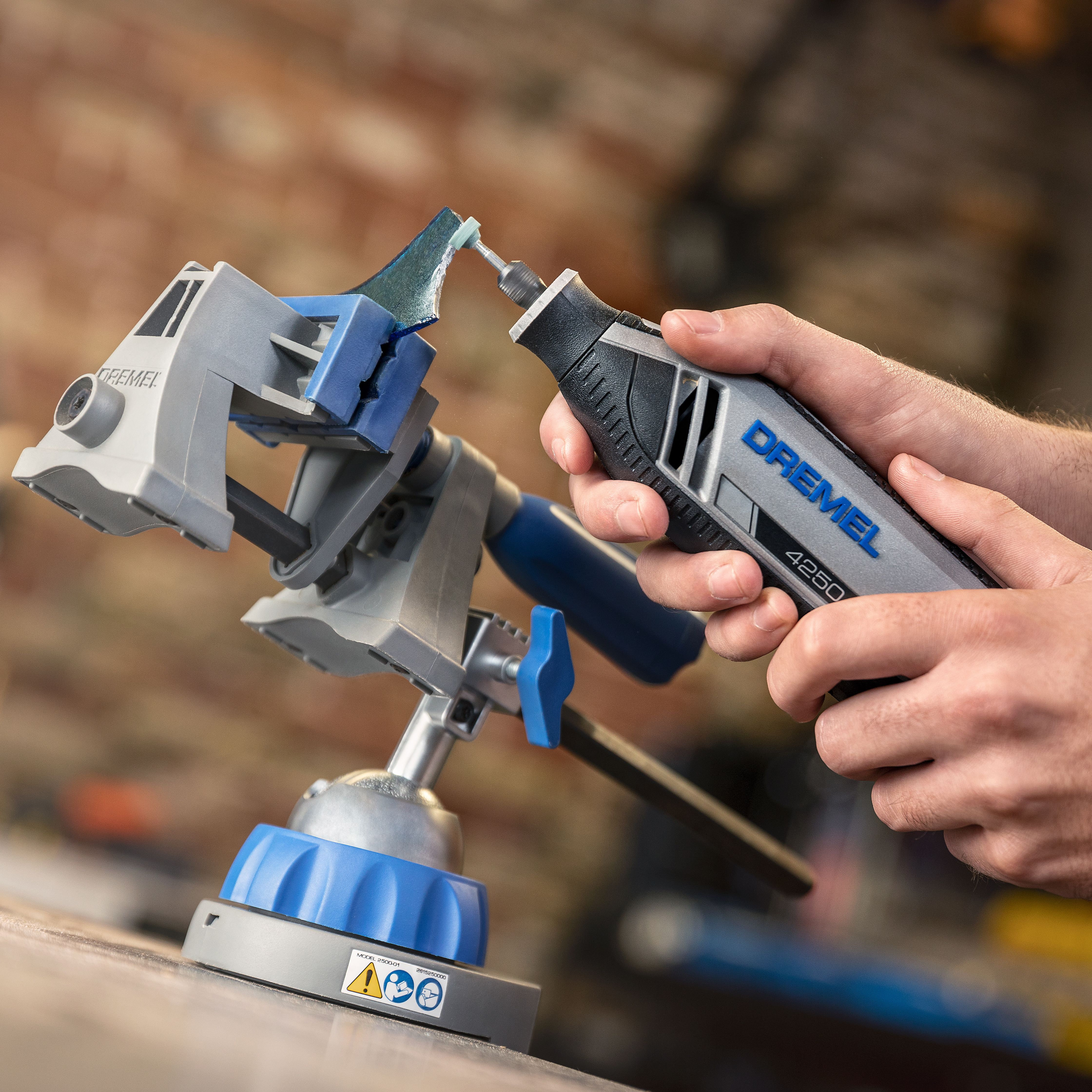 A closer look at the Dremel 4250-35 Multi-Tool