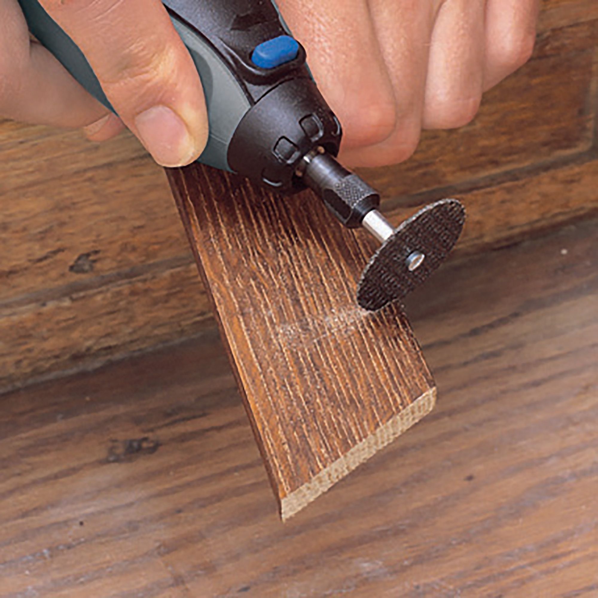 Dremel deals cut plywood