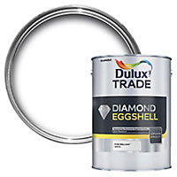 Dulux Trade Diamond Pure brilliant white Eggshell Metal & wood paint, 2.5L