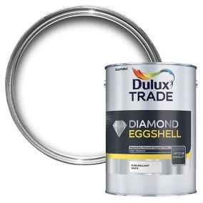 Dulux Trade Diamond Quick Dry Pure brilliant white Eggshell Metal & wood paint, 2.5L