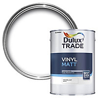 Dulux Trade Pure brilliant white Matt Emulsion paint, 5L