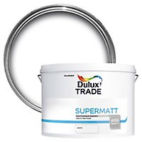 Dulux Trade White Super matt Emulsion paint 10L | DIY at B&Q