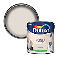 Dulux Walls & ceilings Nutmeg white Silk Emulsion paint, 2.5L