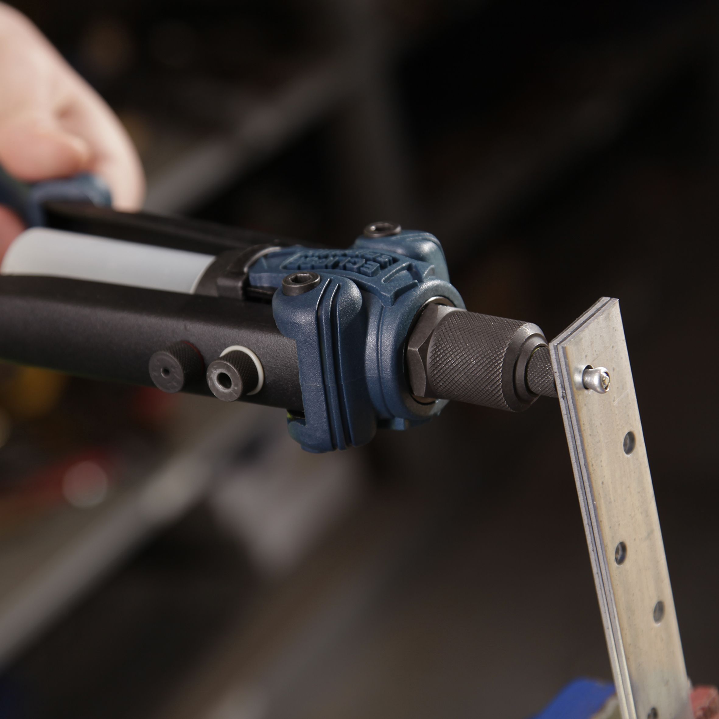 Eclipse Professional Tools Carbon steel Riveter