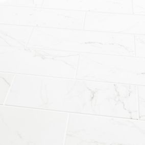 Elegance White Gloss Marble effect Ceramic Wall Tile, Pack of 7, (L)600mm (W)200mm