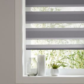 Roller blinds deals b&q