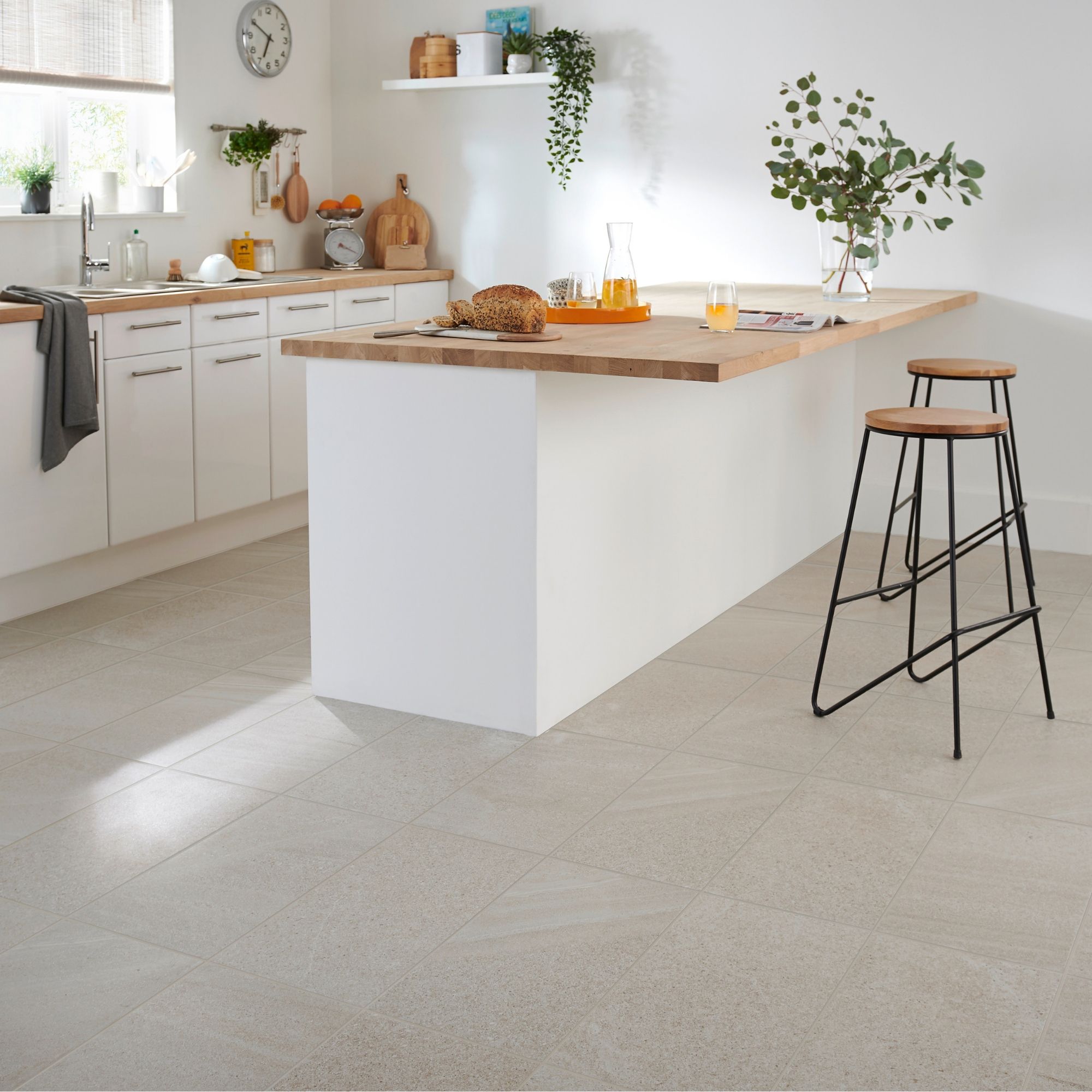 English Light Grey Satin Stone Effect Porcelain Floor Tile Pack Of 6 L 600mm W 300mm Diy At B Q