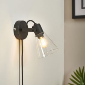 Enzo Matt Plug-in LED Wall light