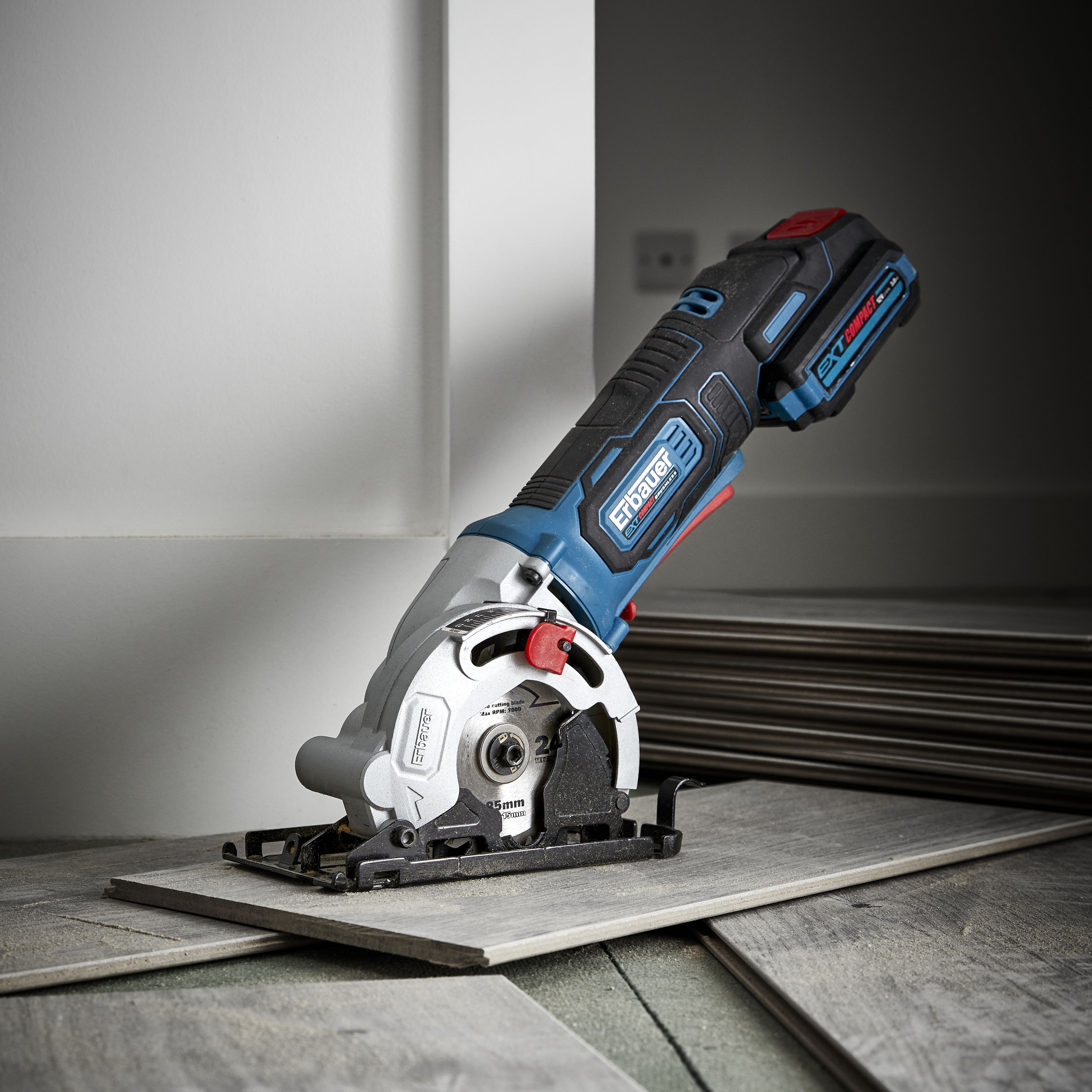 Erbauer cordless mini circular saw discount