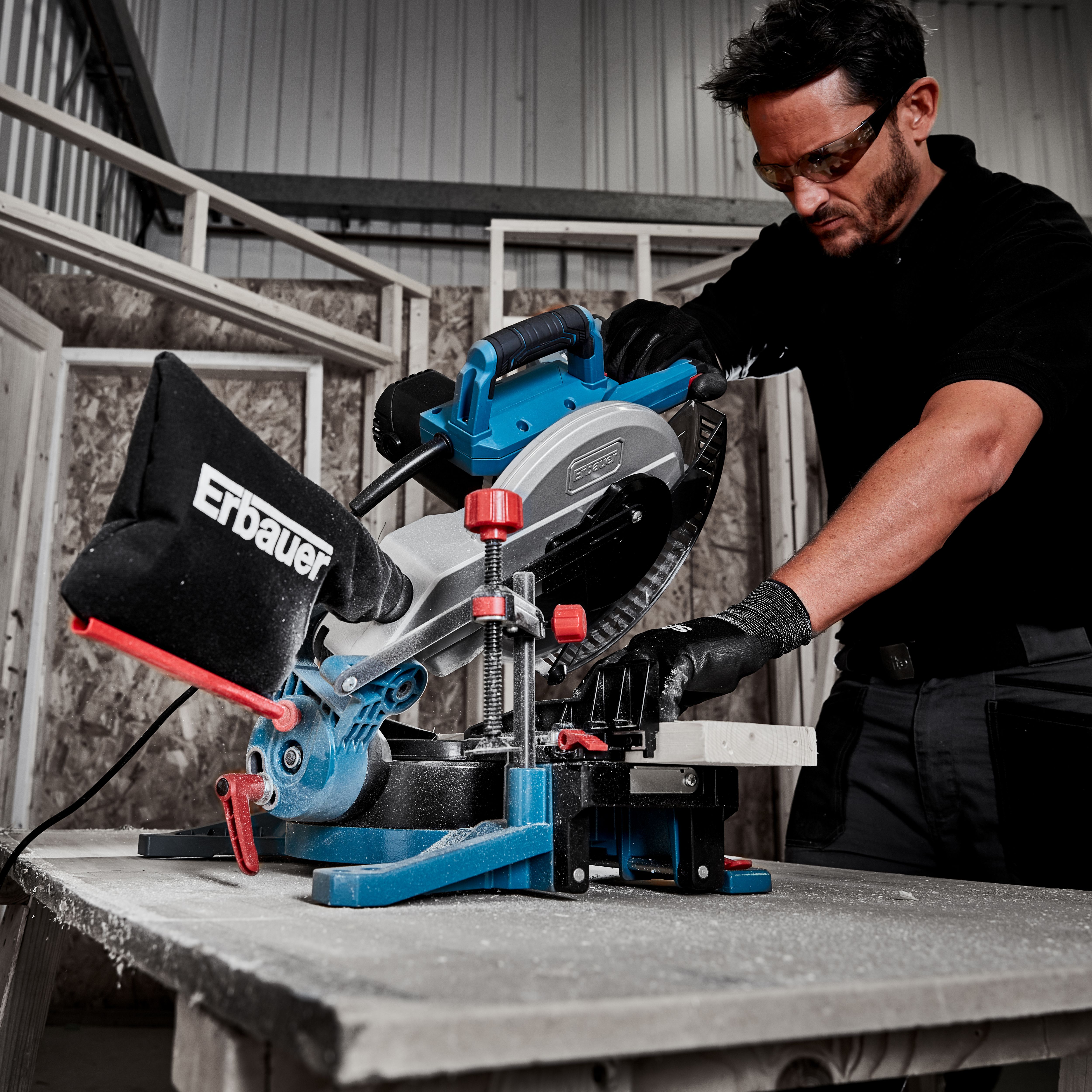 Erbauer 1800W 220-240V 254mm Corded Compound mitre saw EMIS254C