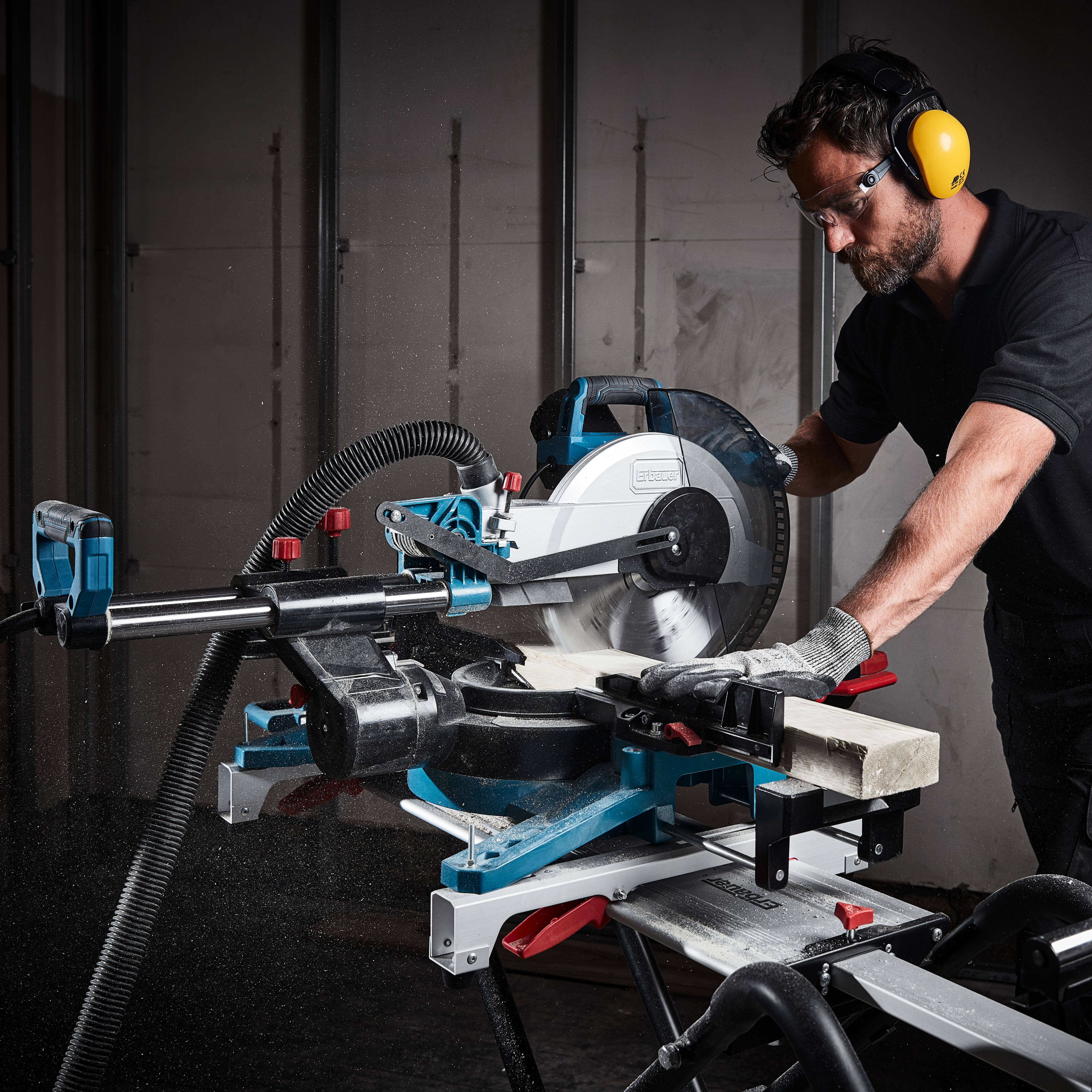 Erbauer sliding store mitre saw