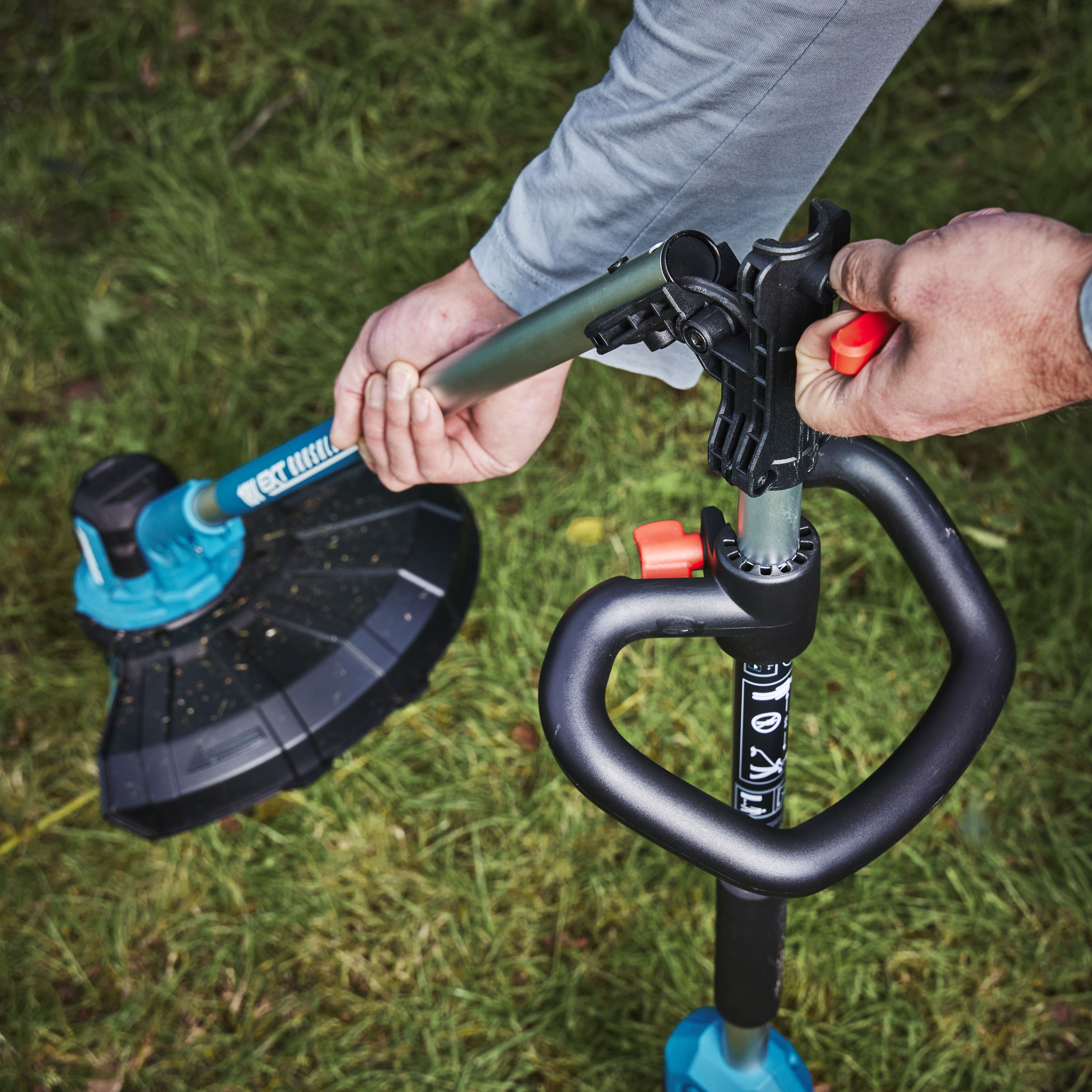 Erbauer 18V 330mm Cordless Grass trimmer - EB18V