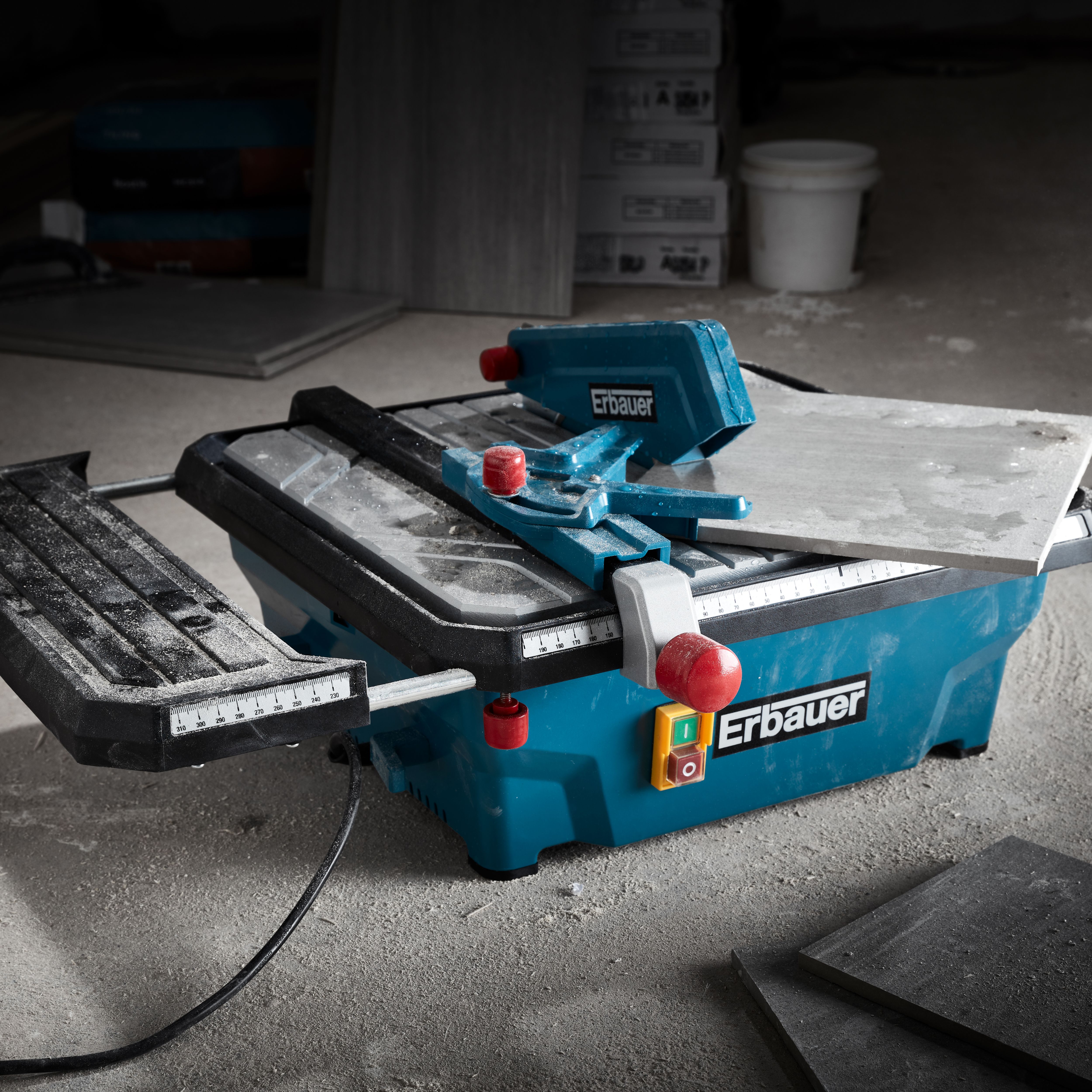 Erbauer 750W 220-240V Corded Tile cutter ERB337TCB