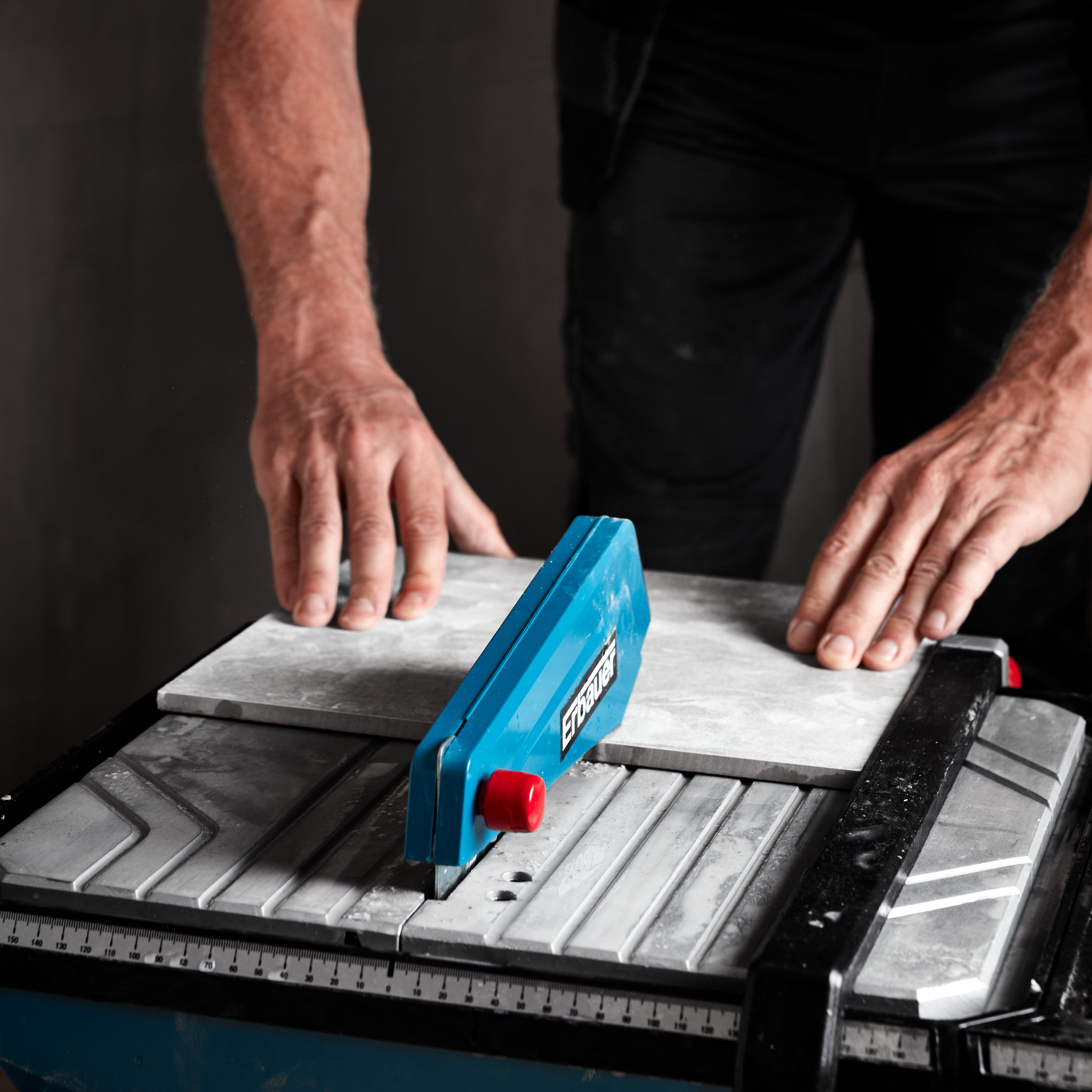 Erbauer 750W 220-240V Corded Tile cutter ERB337TCB