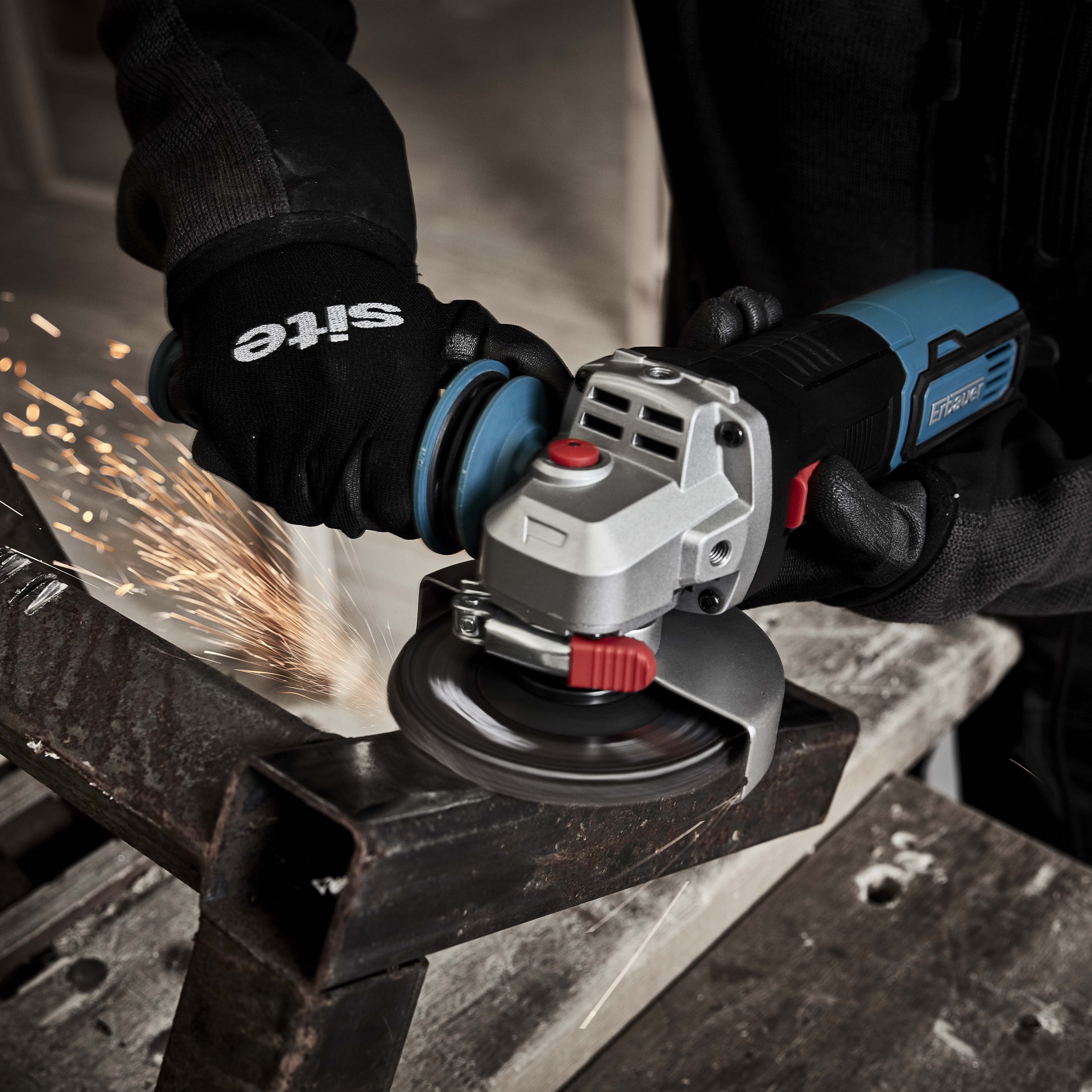 Erbauer 900W 240V 115mm Corded Angle grinder - EAG900-115