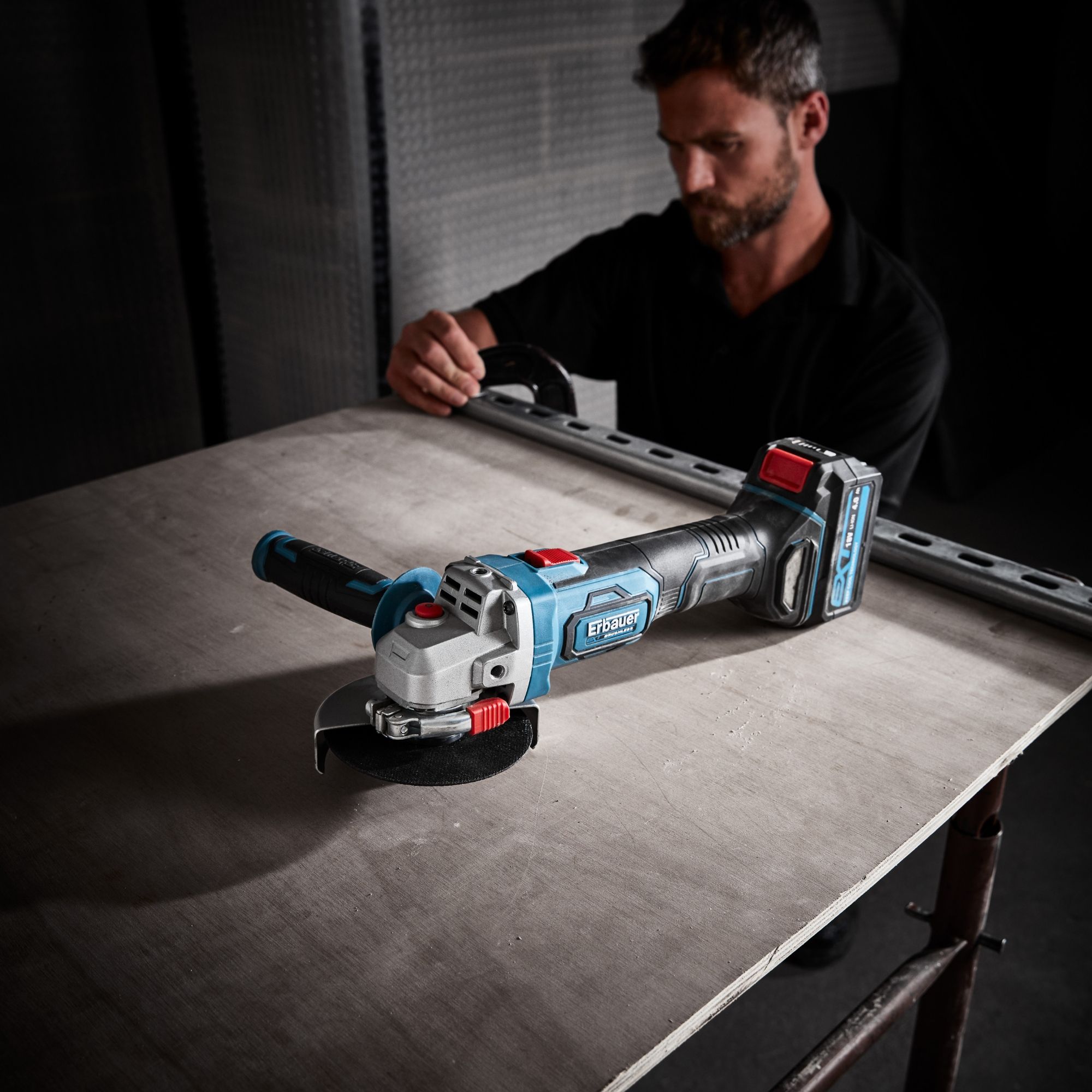 Erbauer Angle grinder