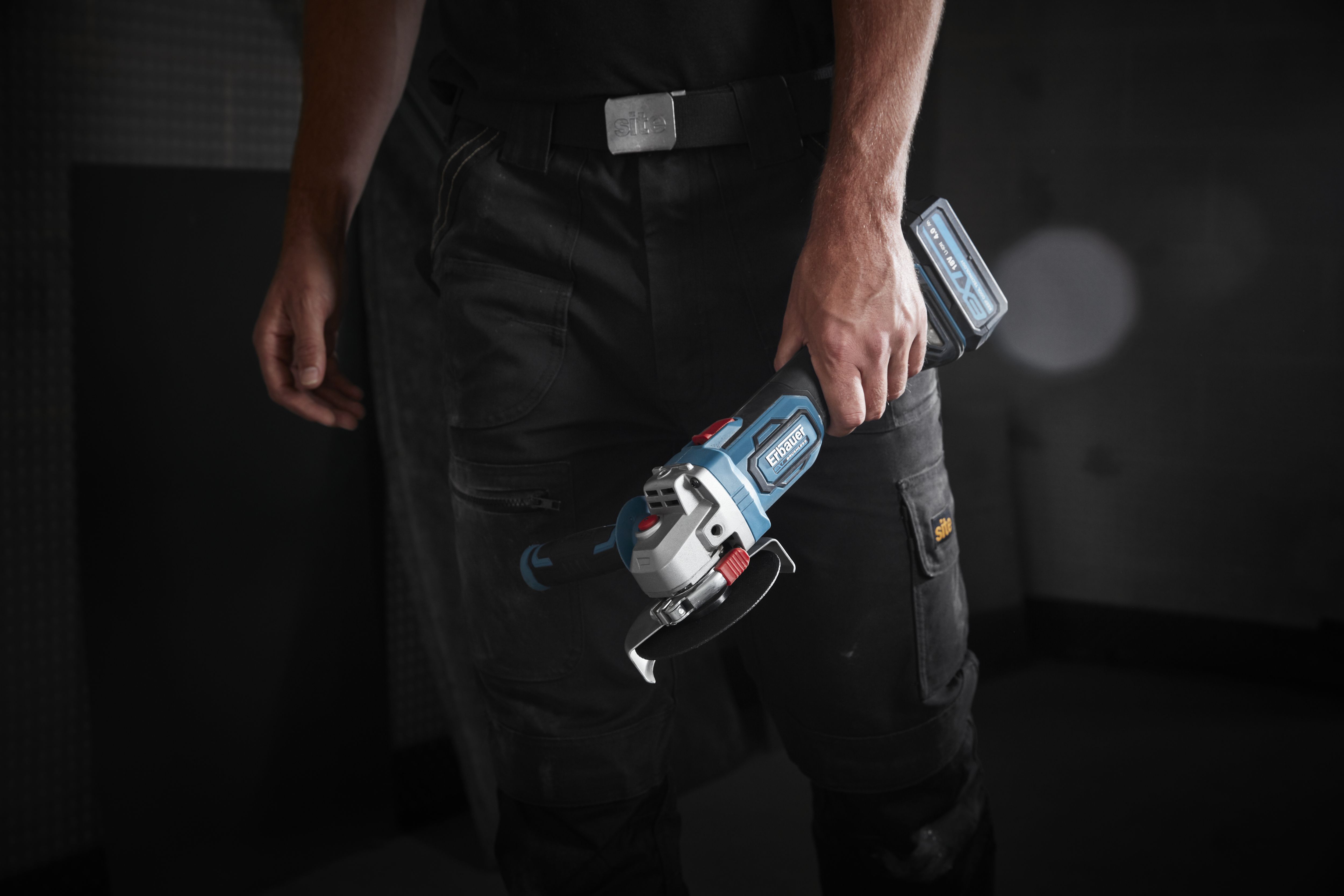 Erbauer Angle grinder