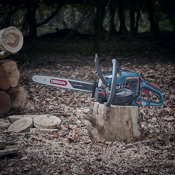 Erbauer ECSP41 41cc 400mm Petrol Chainsaw Erbauer ECSP41 41cc 400mm Petrol Chainsaw