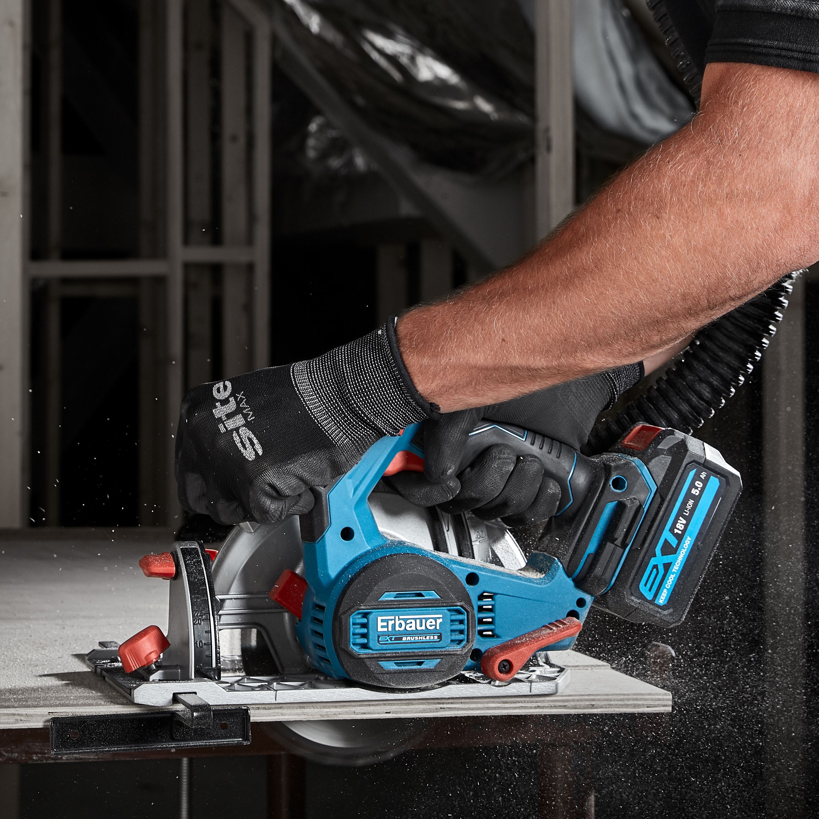 Erbauer EXT 18V 165mm Cordless Circular saw (Bare Tool) - ECS18-Li