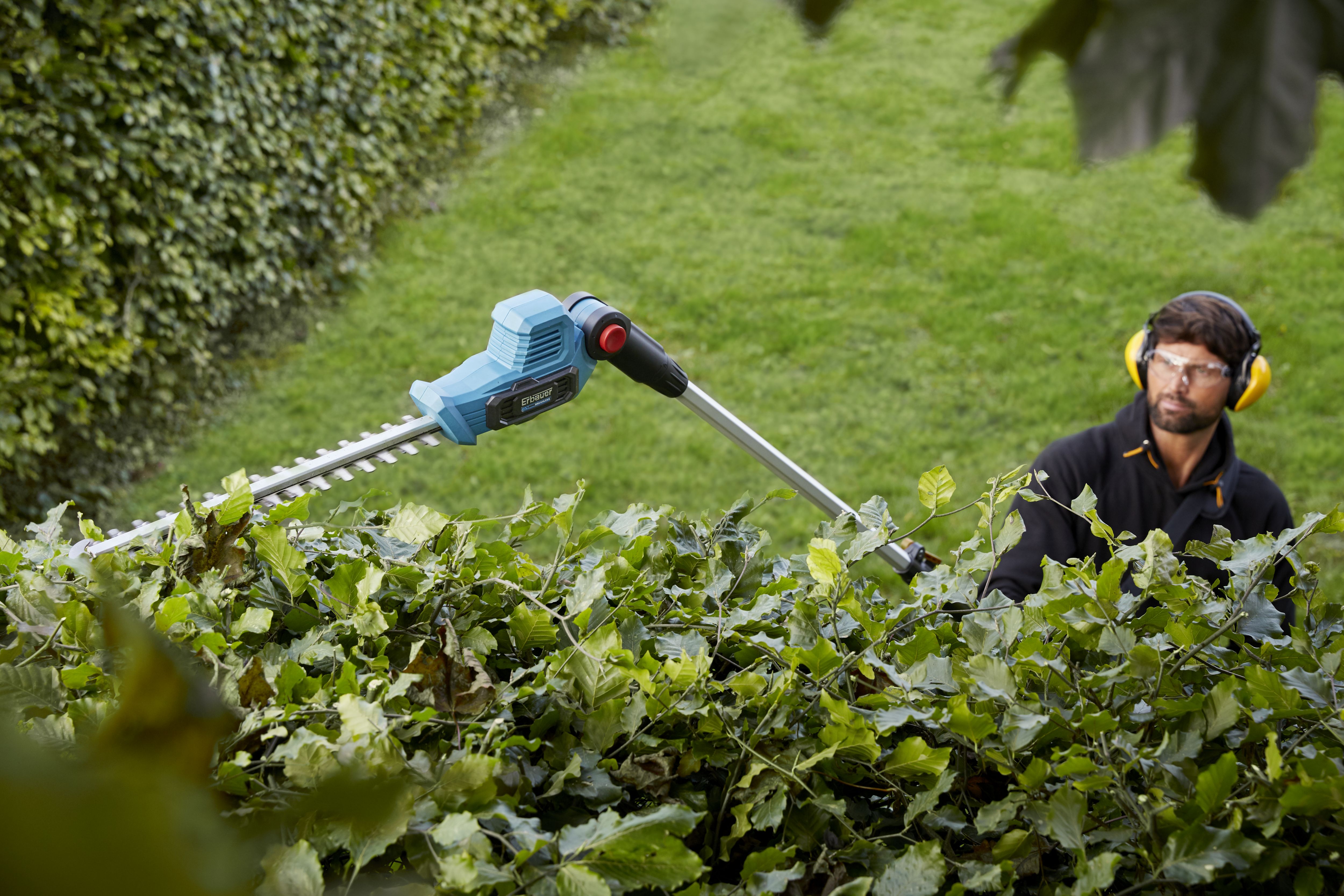 Erbauer EXT EPHT18-Li 18V Cordless 450mm Hedge trimmer