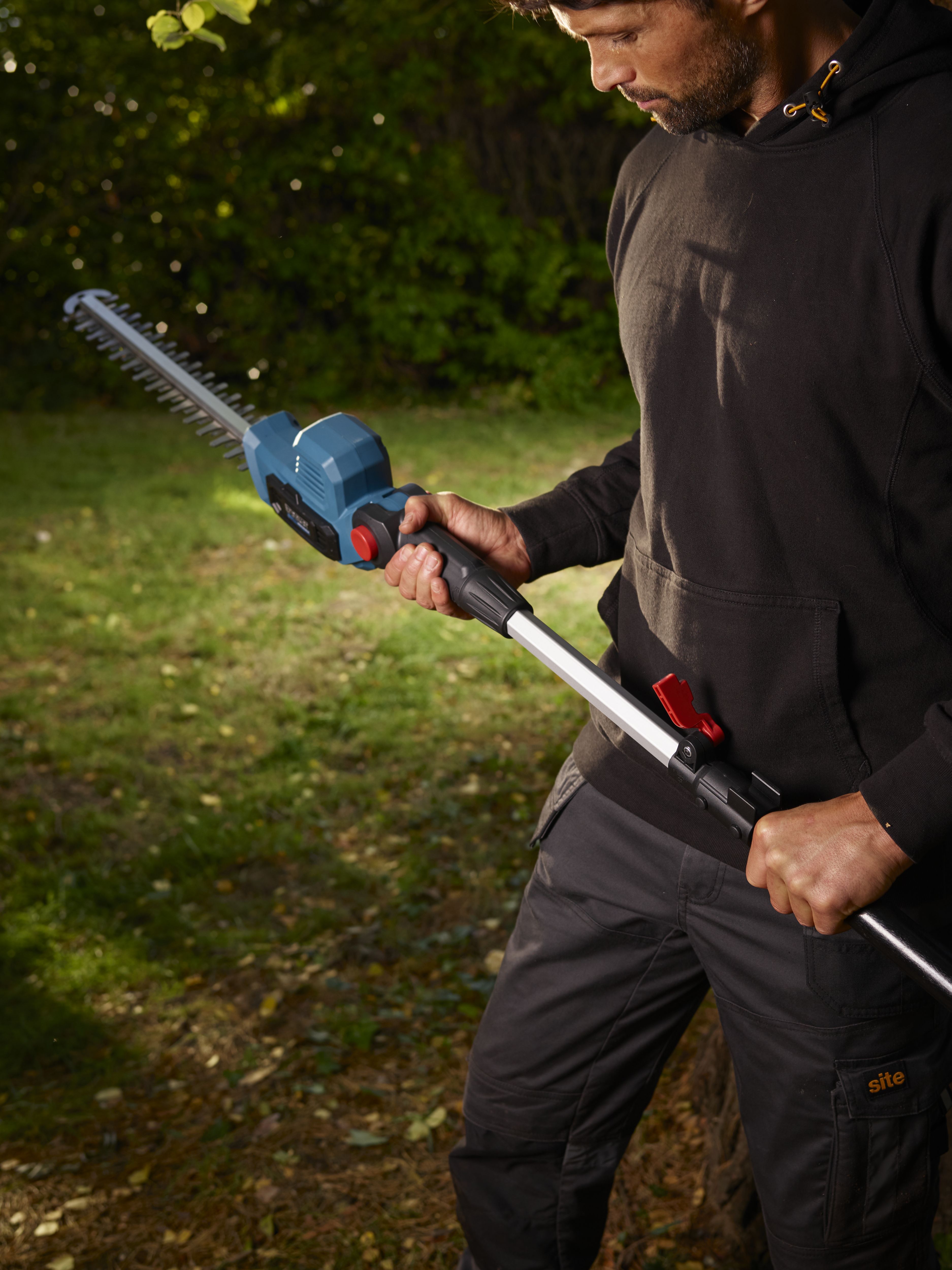 Erbauer EXT EPHT18-Li 18V Cordless 450mm Hedge trimmer