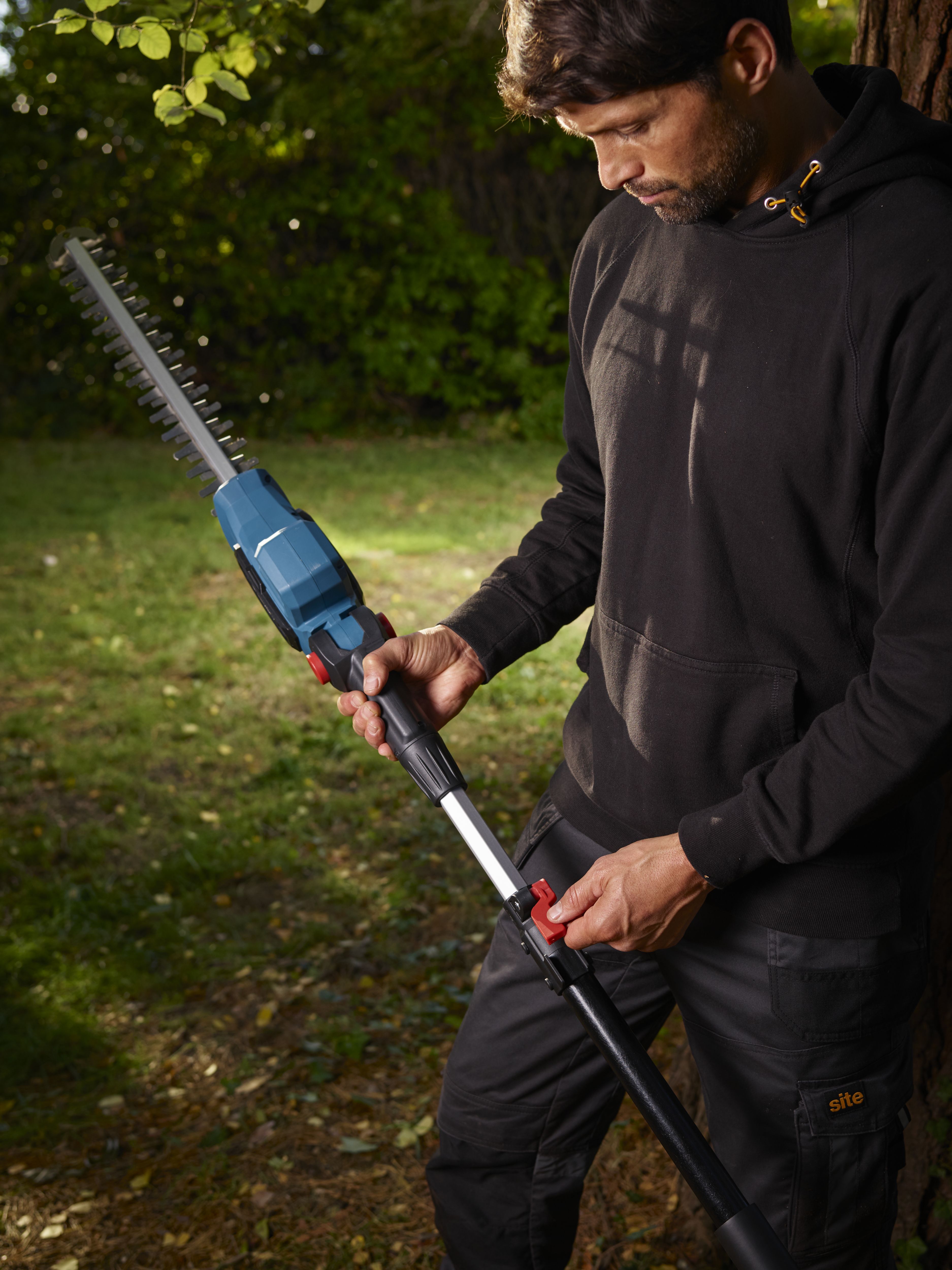 Erbauer EXT EPHT18-Li 18V Cordless 450mm Hedge trimmer