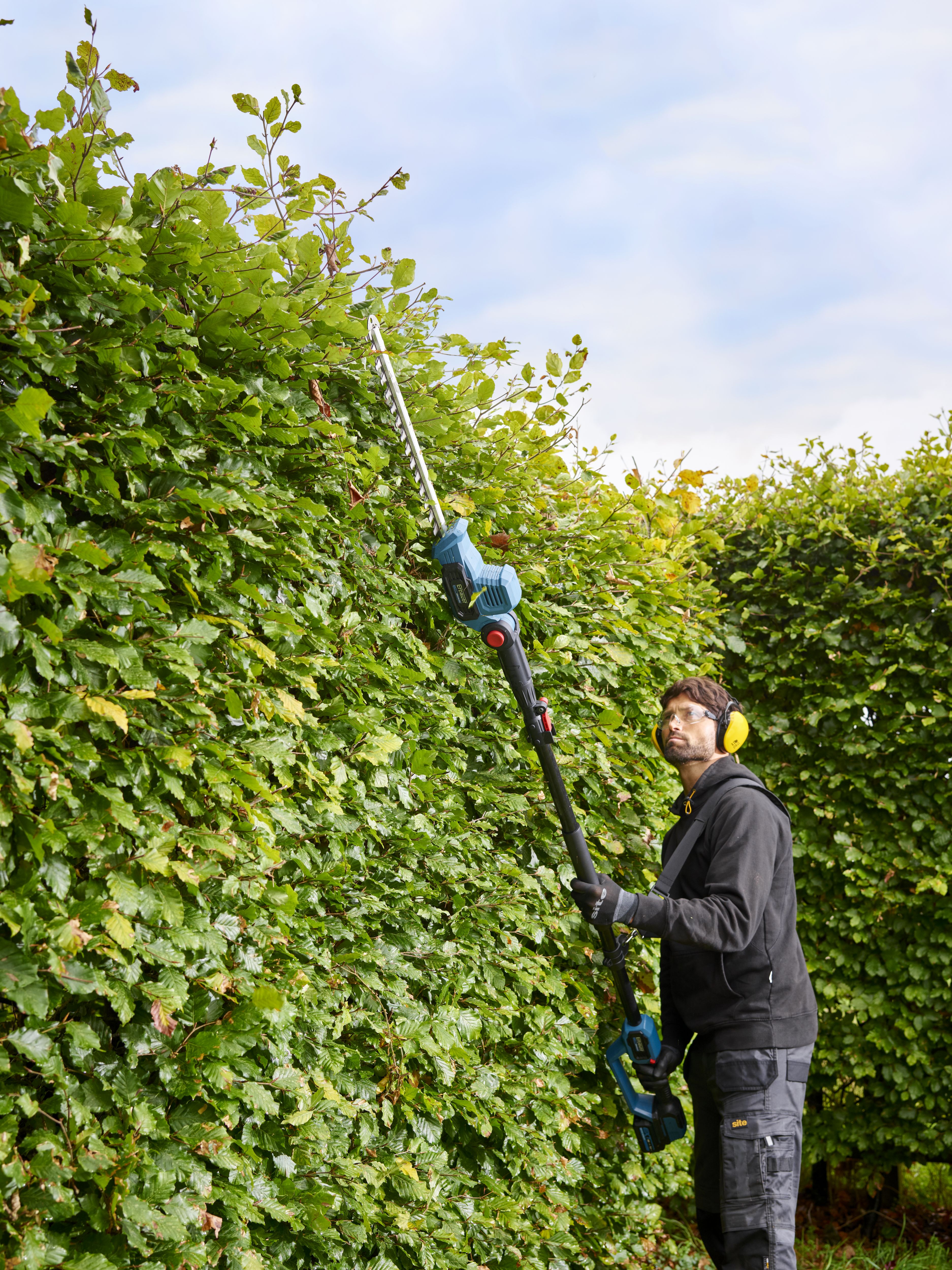 Erbauer EXT EPHT18-Li 18V Cordless 450mm Hedge trimmer