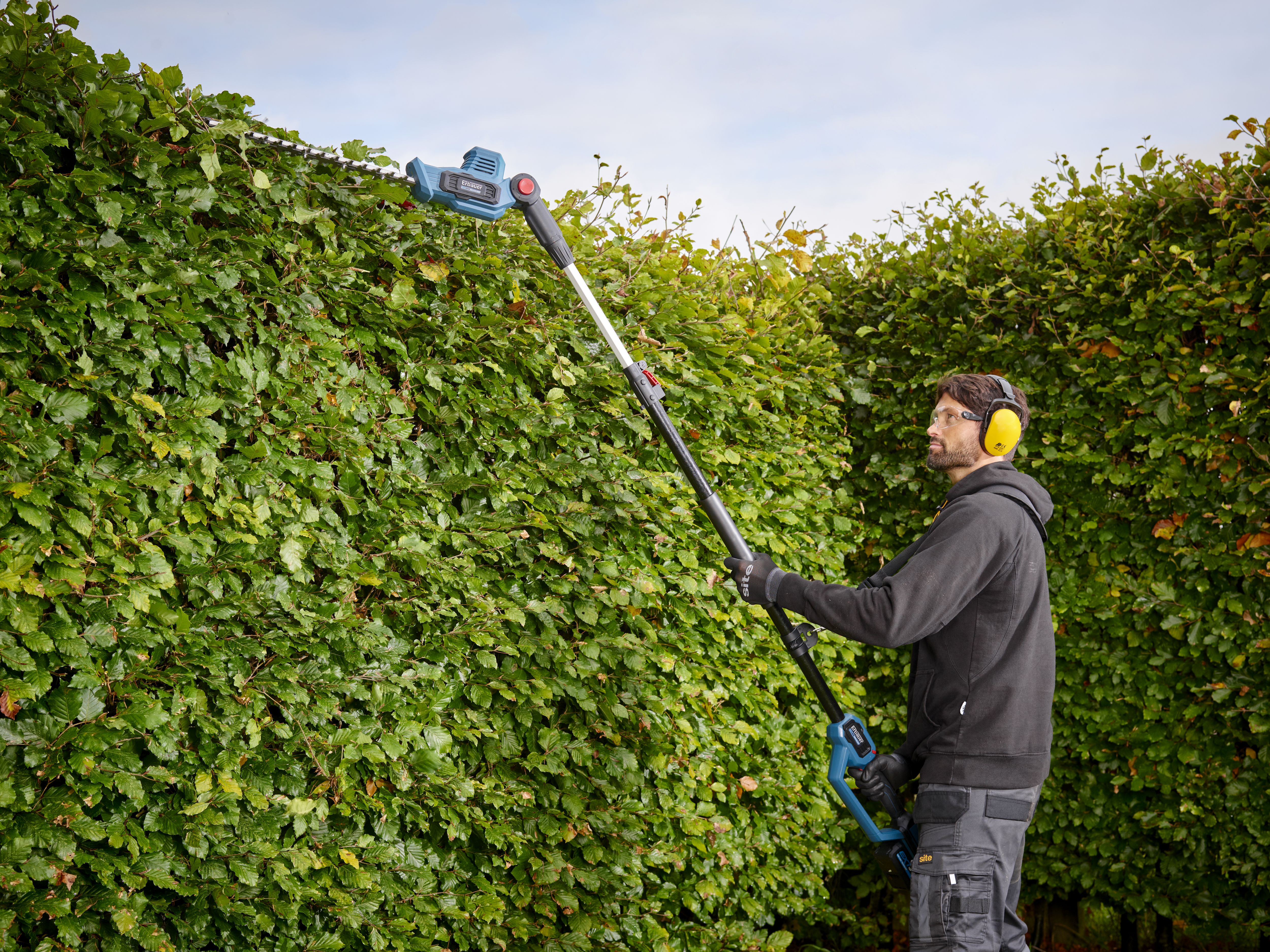 Erbauer EXT EPHT18-Li 18V Cordless 450mm Hedge trimmer