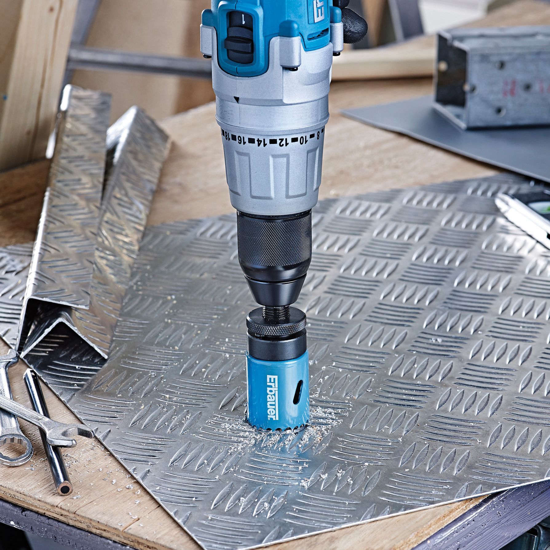 Erbauer M3 bi-metal Holesaw (Dia)44mm