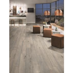Eurohome Water resistant flooring Grey Oak effect Laminate Flooring, 2.22m² Pack of 9