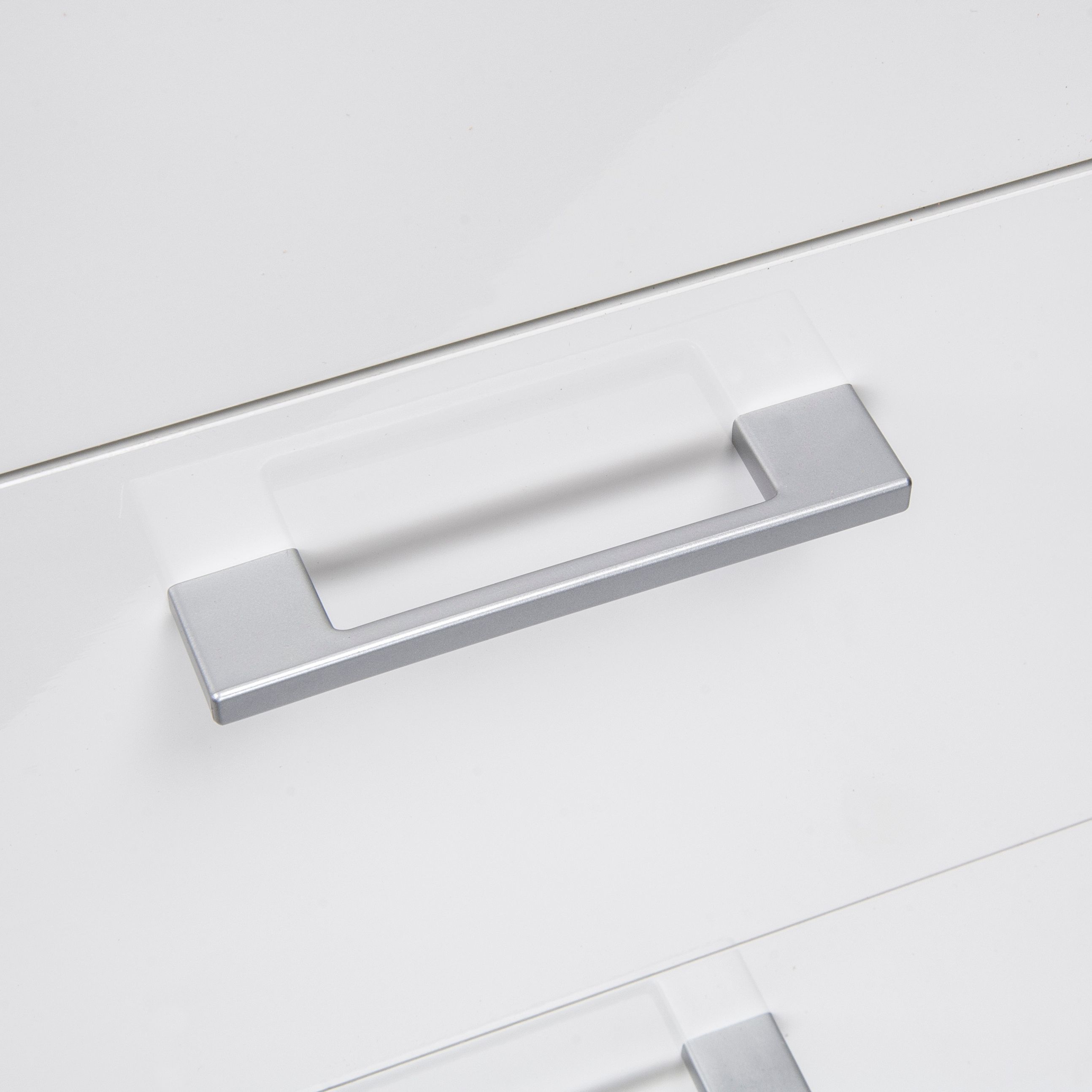 Evie Matt & high gloss white oak effect 4 Drawer Chest of drawers (H)910mm (W)702mm (D)395mm