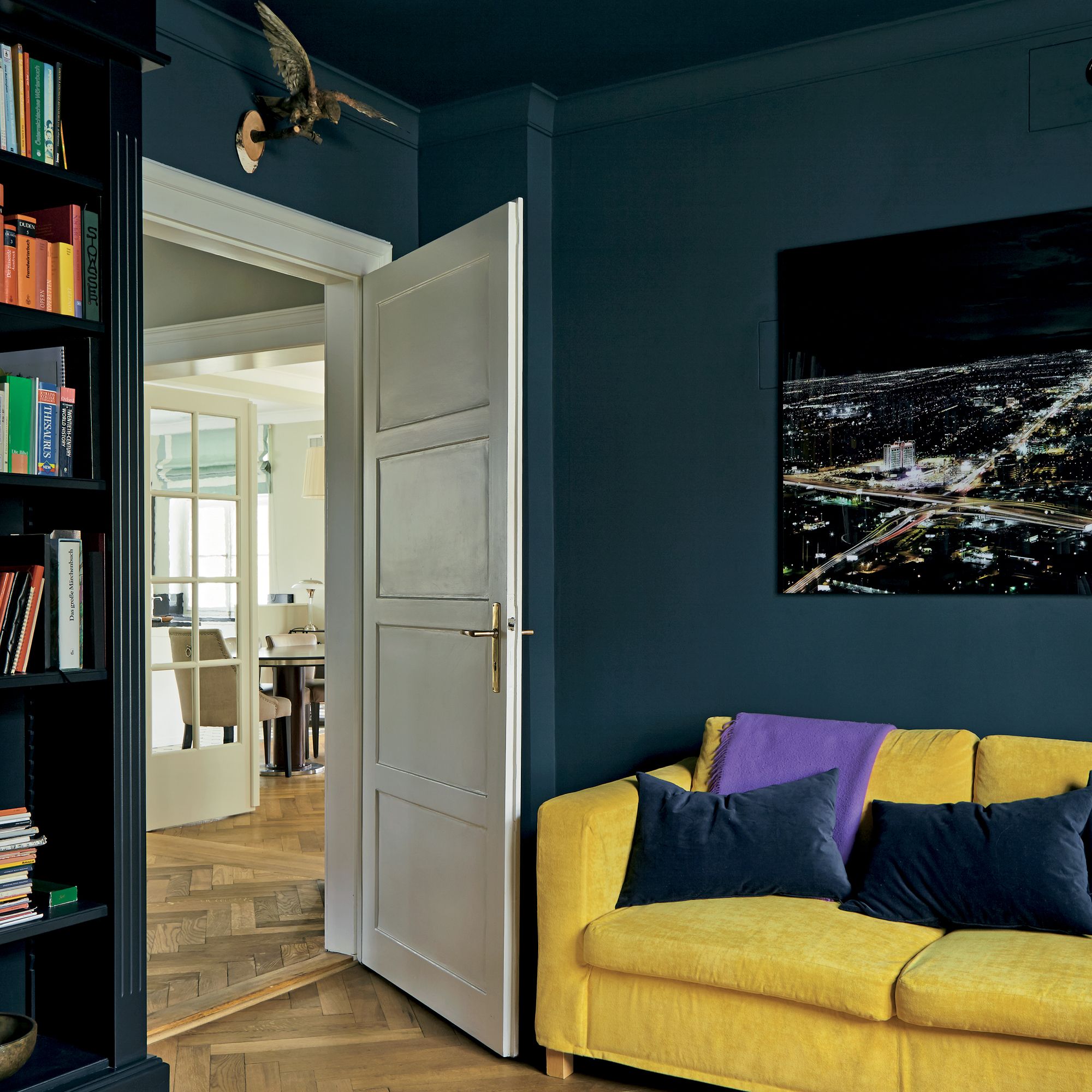 Farrow & Ball Modern Hague Blue Matt Wall & ceiling Emulsion paint, 2.5L