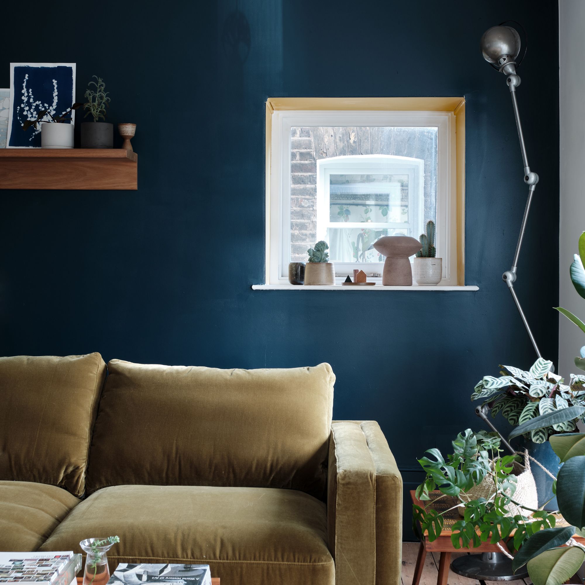 Farrow & Ball Modern Hague Blue Matt Wall & ceiling Emulsion paint, 2.5L