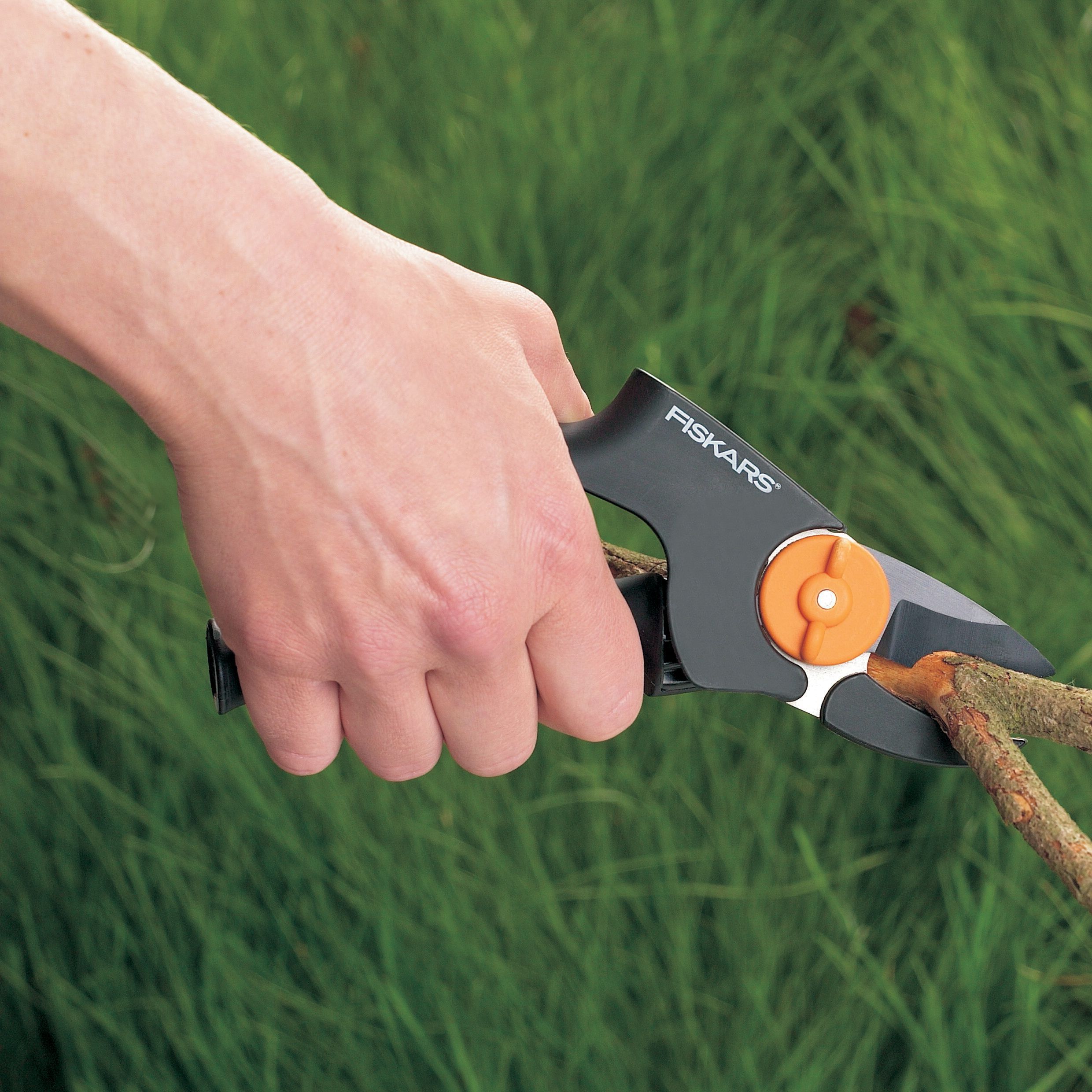 Fiskars Geared Anvil Secateurs