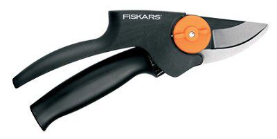 Fiskars PowerGear Pruner
